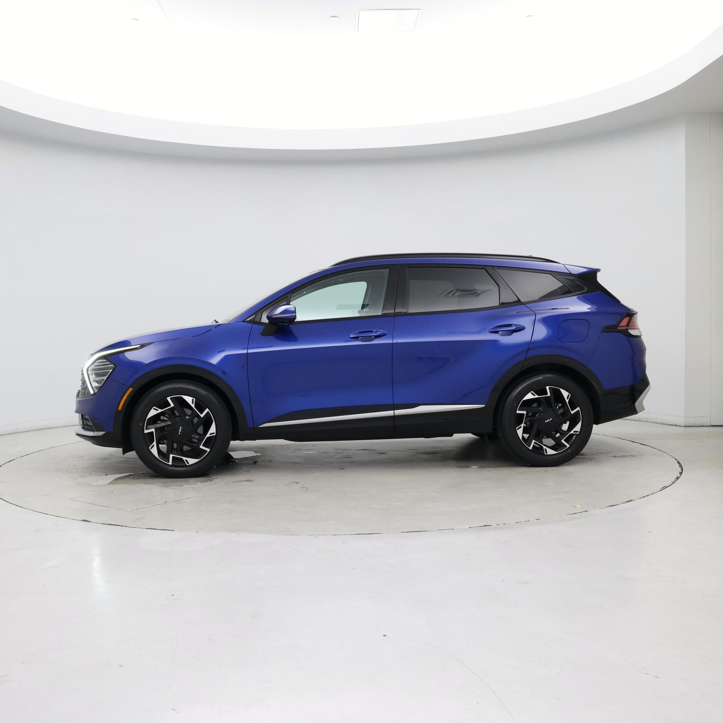 Thumbnail: 2023 Kia Sportage - 3