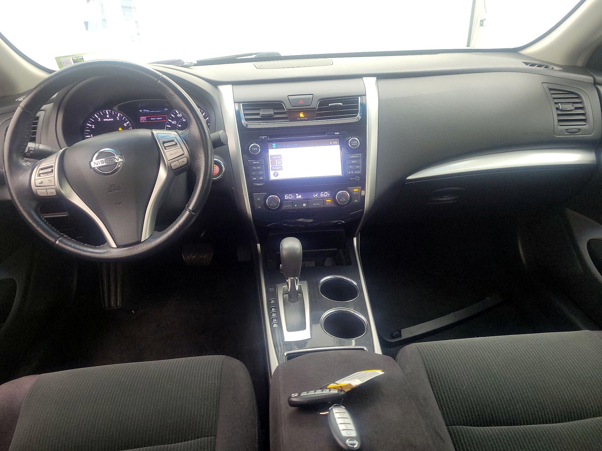 Thumbnail: 2013 Nissan Altima - 9