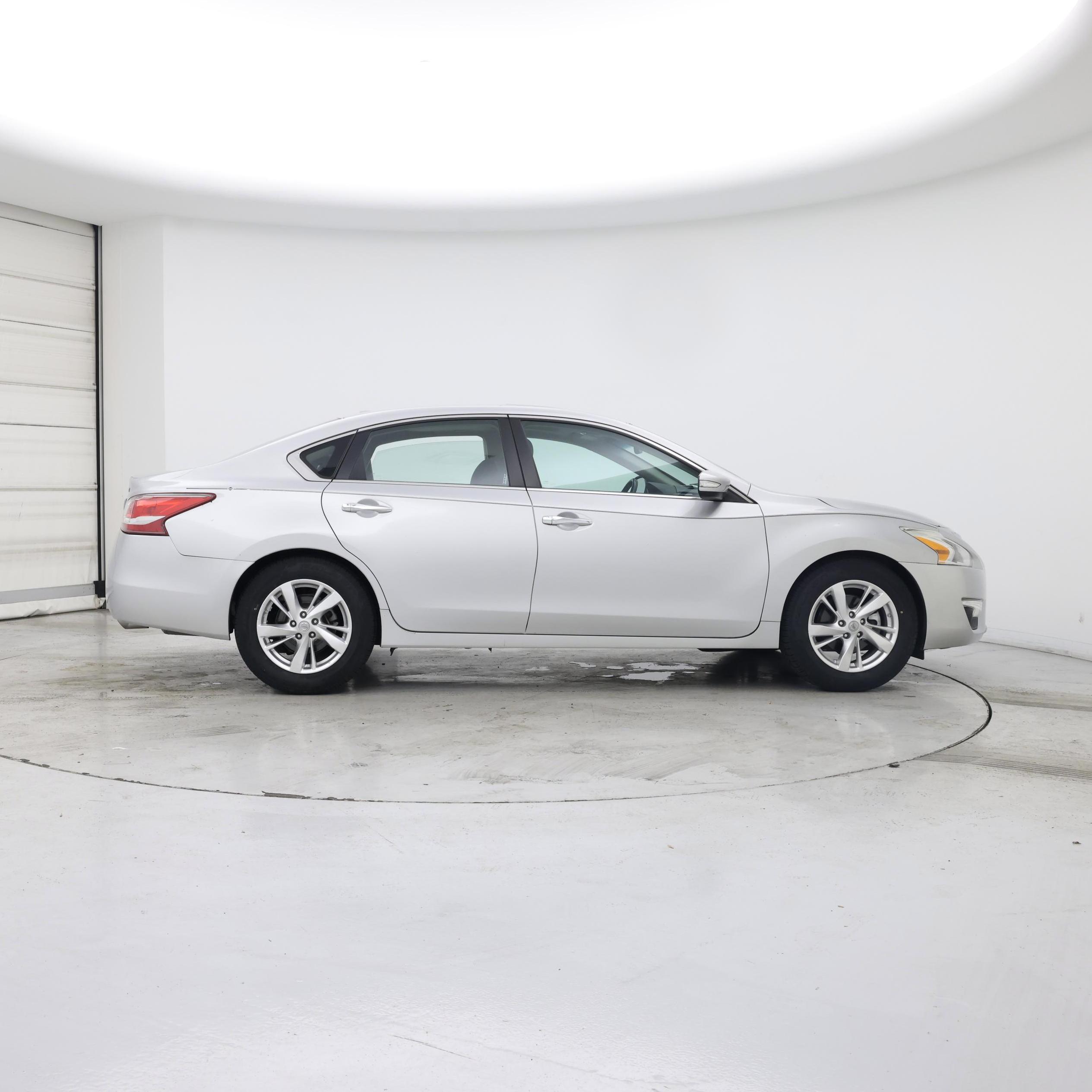 Thumbnail: 2013 Nissan Altima - 7