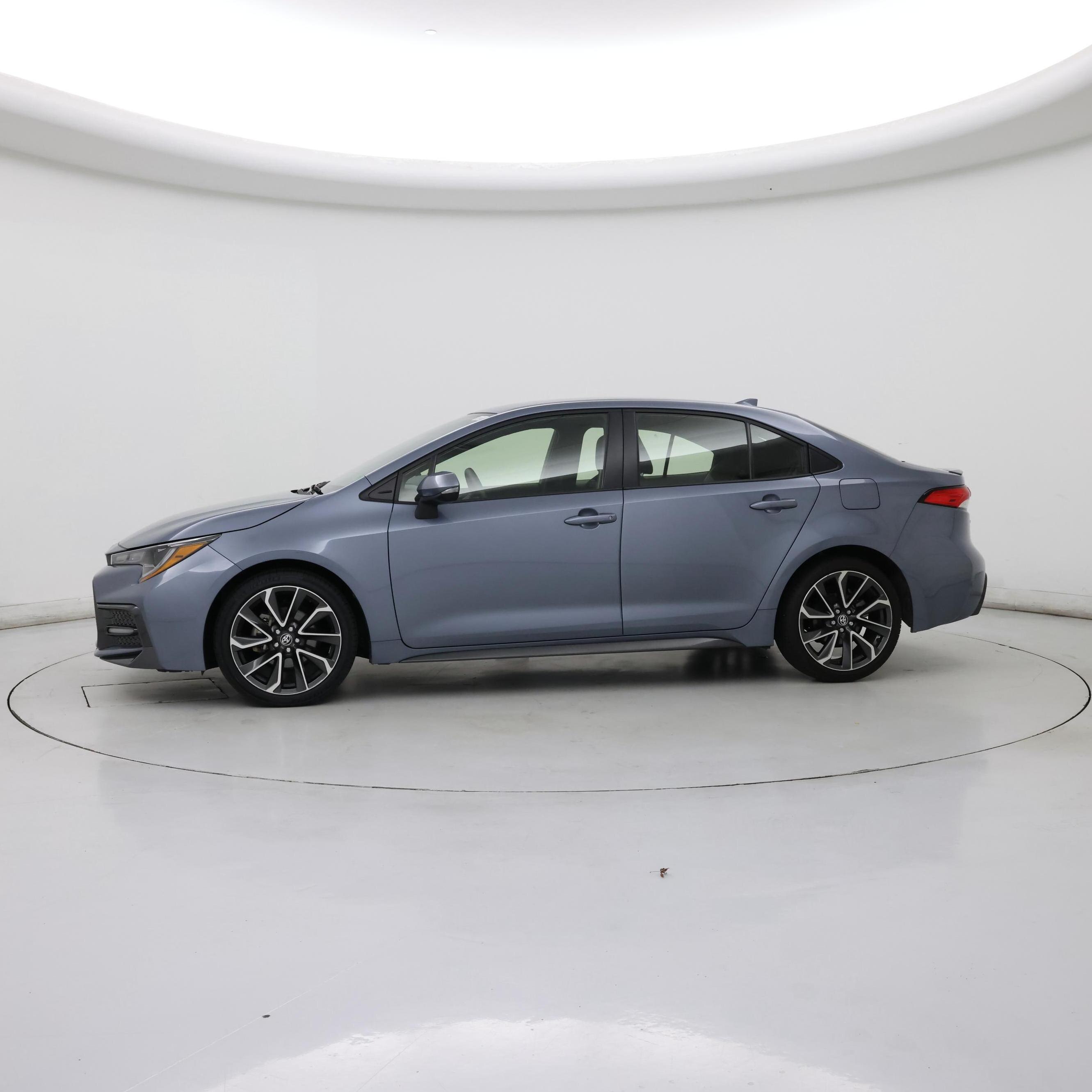 Thumbnail: 2021 Toyota Corolla - 3