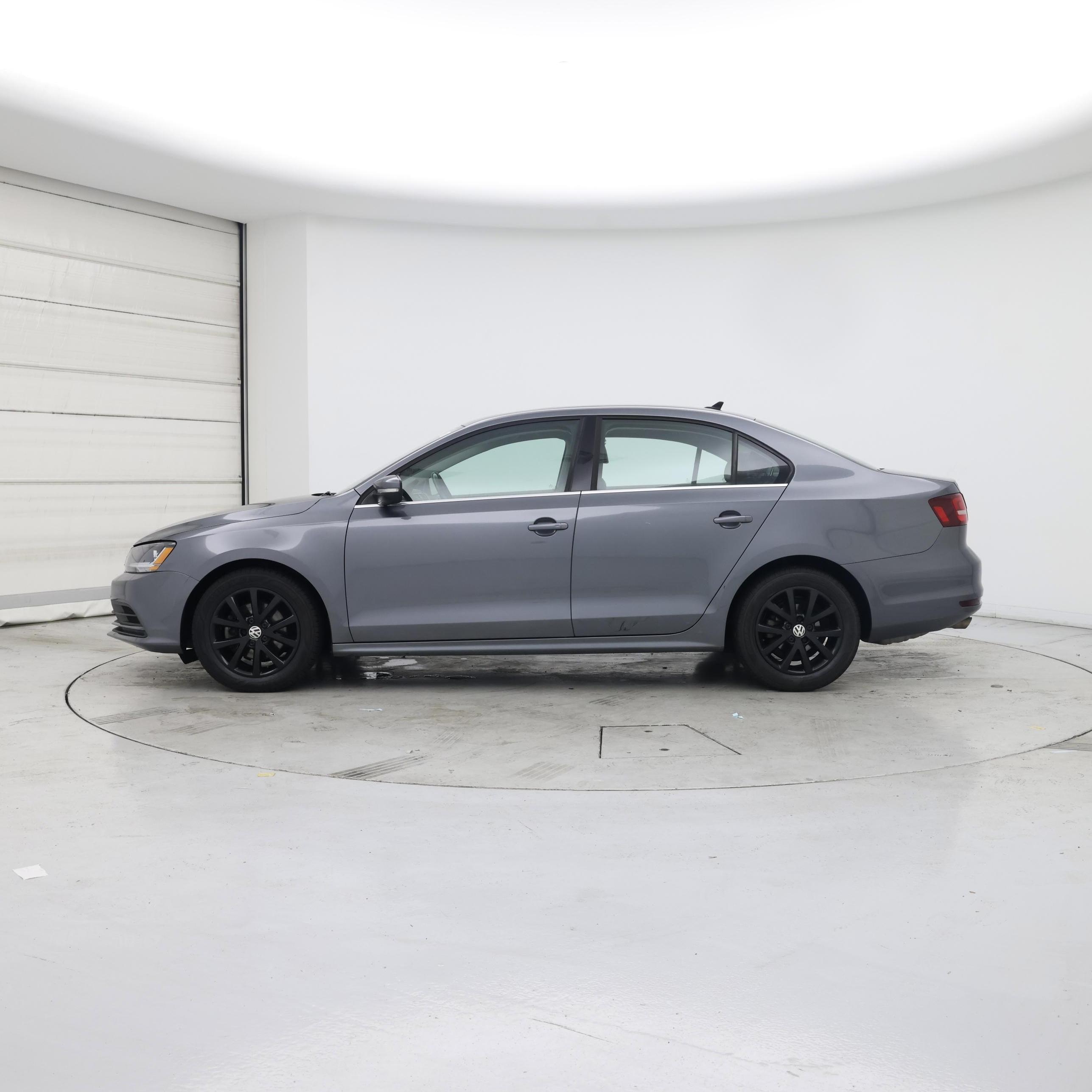 Thumbnail: 2017 Volkswagen Jetta - 3