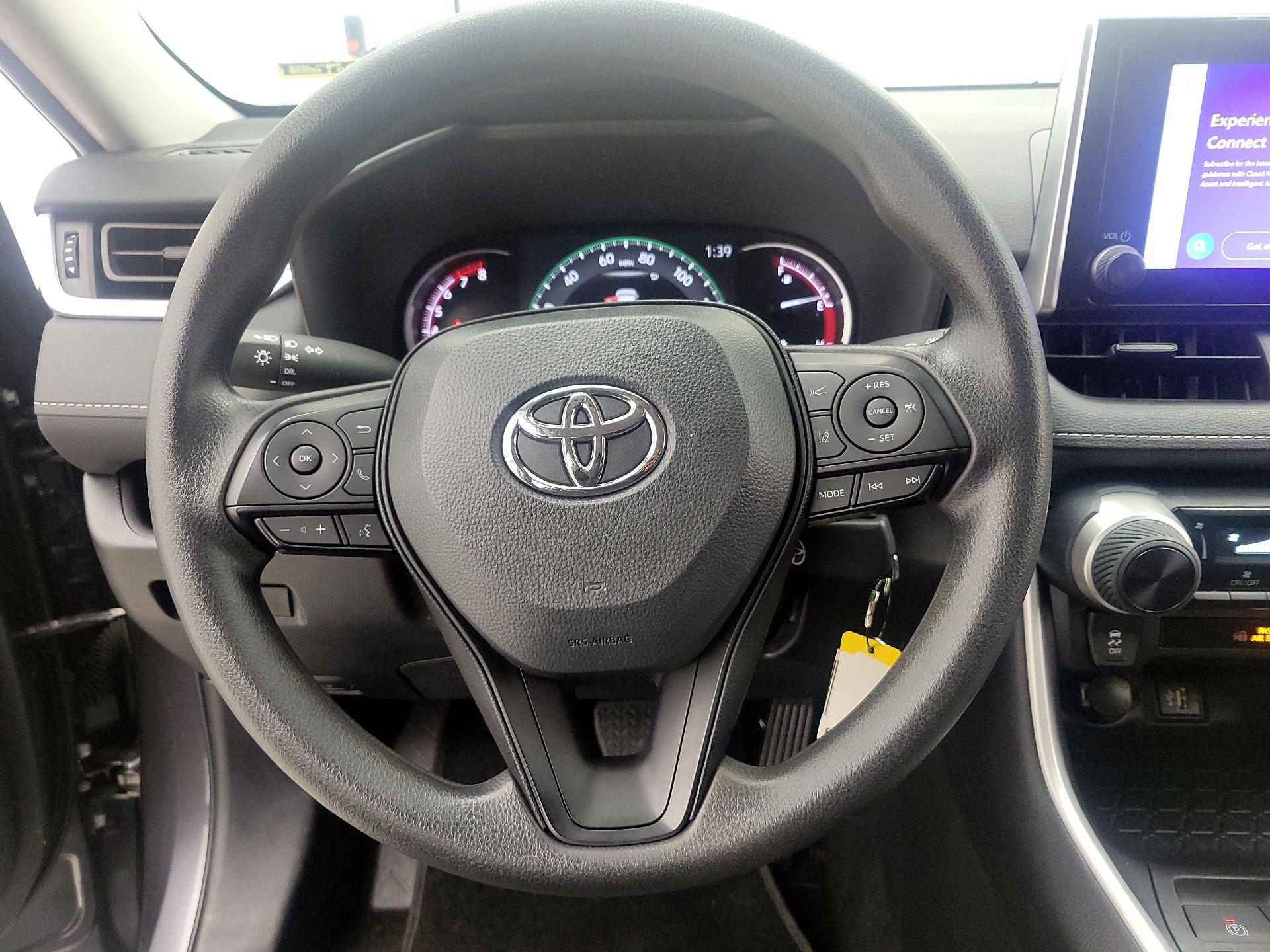 Thumbnail: 2024 Toyota RAV4 - 10