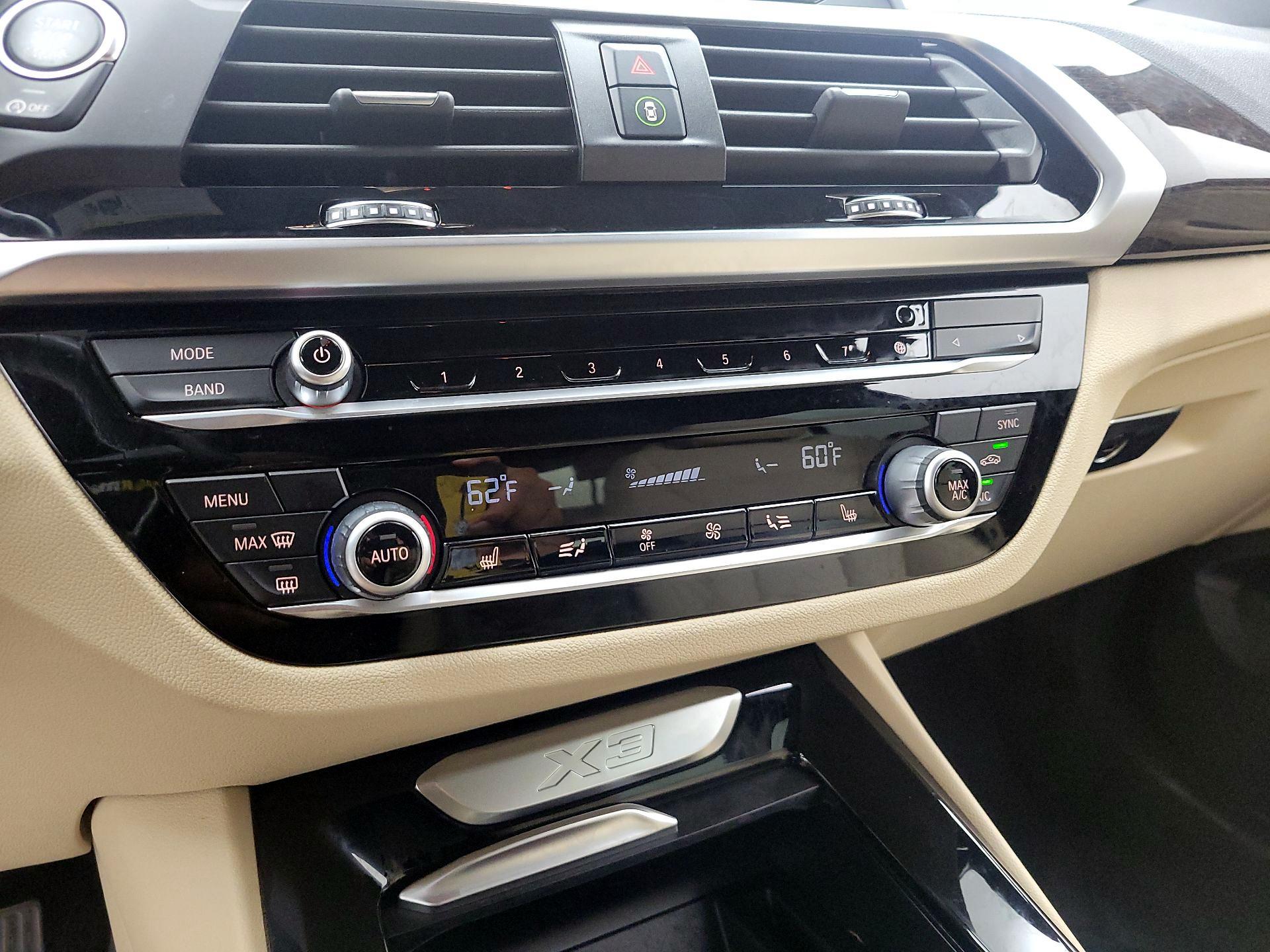 Thumbnail: 2019 BMW X3 - 16
