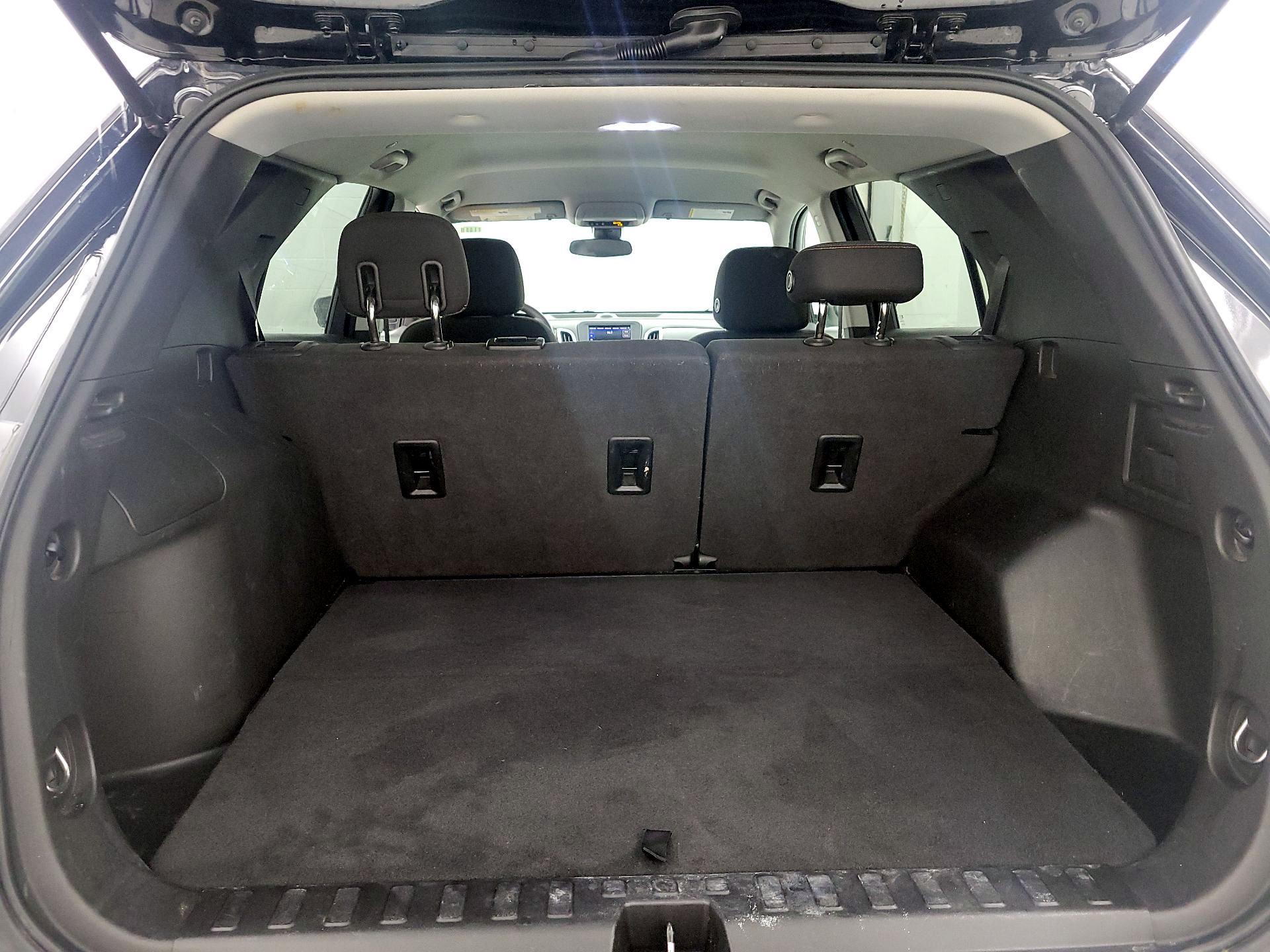 Thumbnail: 2020 Chevrolet Equinox - 20