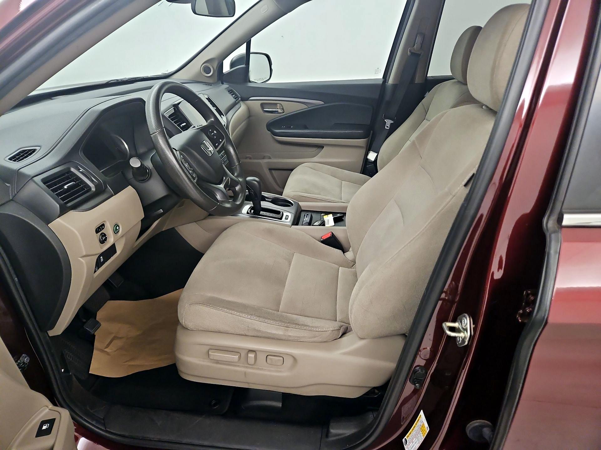 Thumbnail: 2020 Honda Pilot - 11