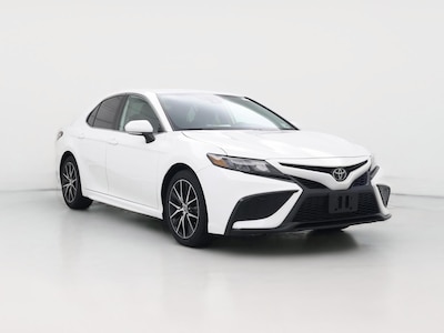 White 2023 Toyota Camry SE