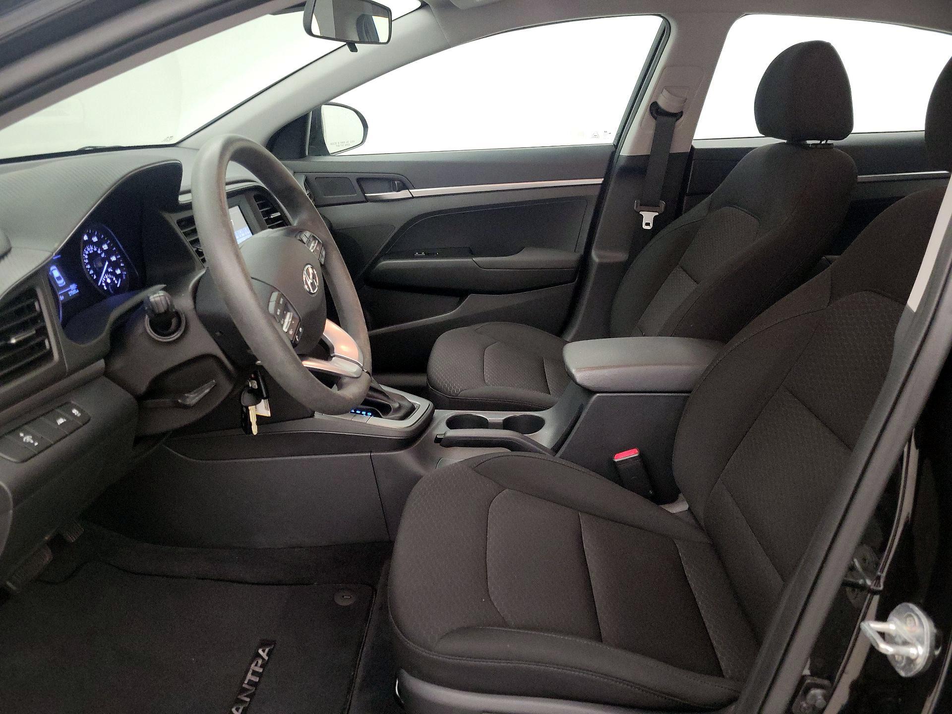 Thumbnail: 2020 Hyundai Elantra - 11