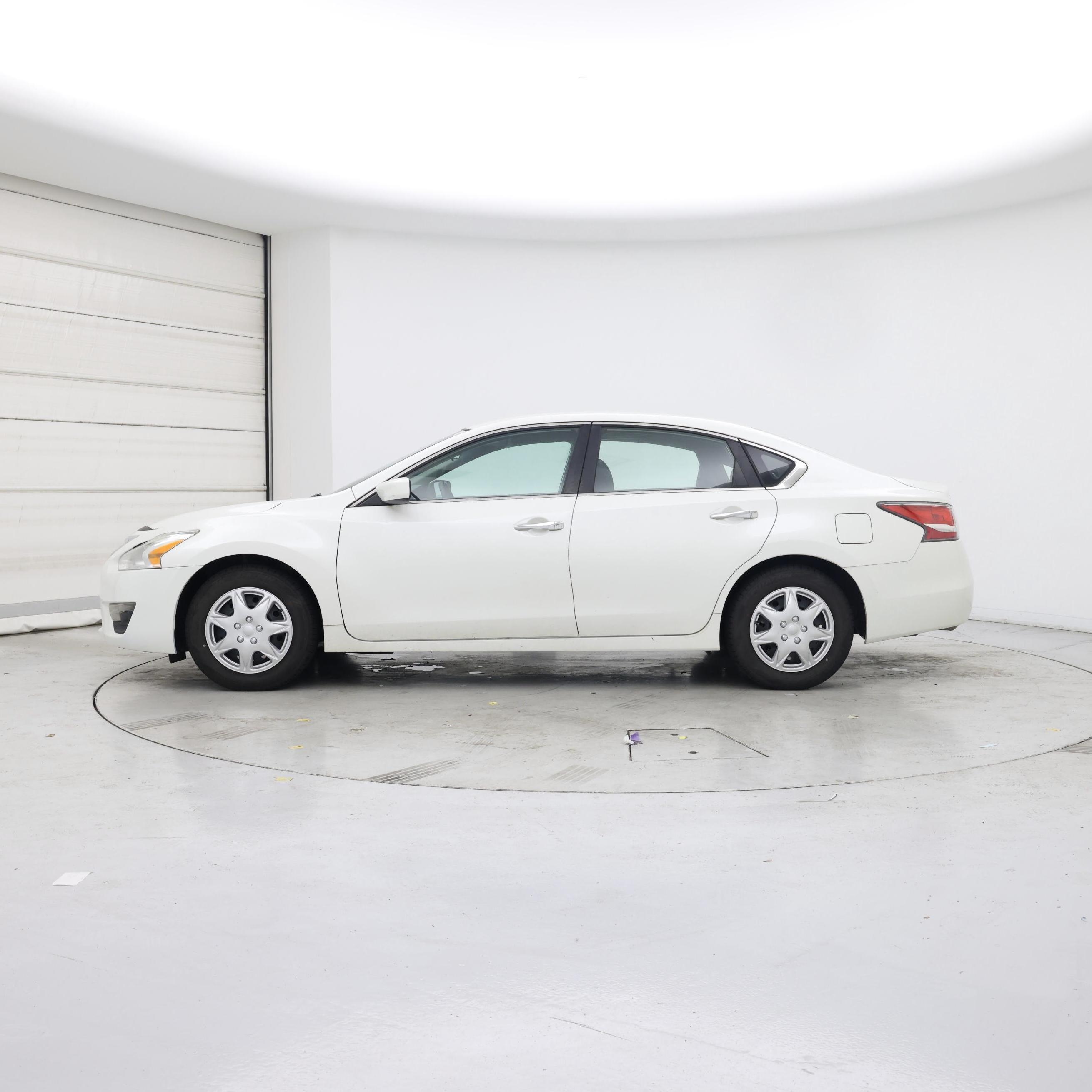 Thumbnail: 2014 Nissan Altima - 3