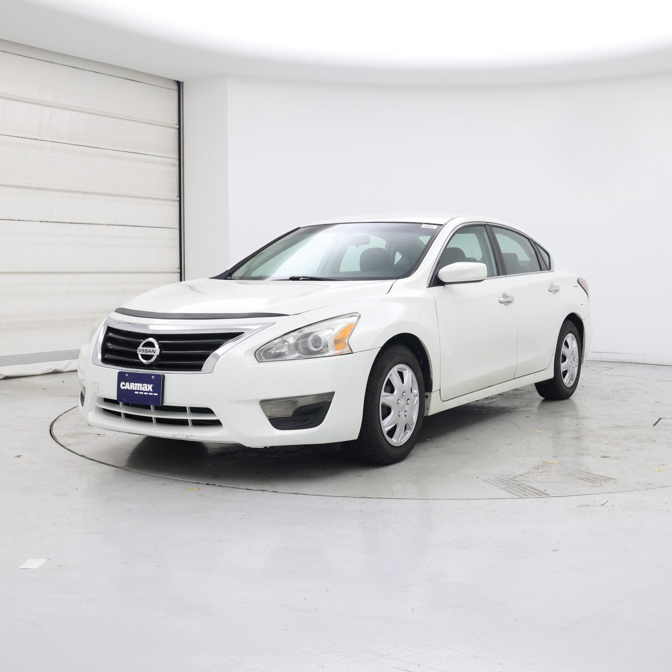 Thumbnail: 2014 Nissan Altima - 4