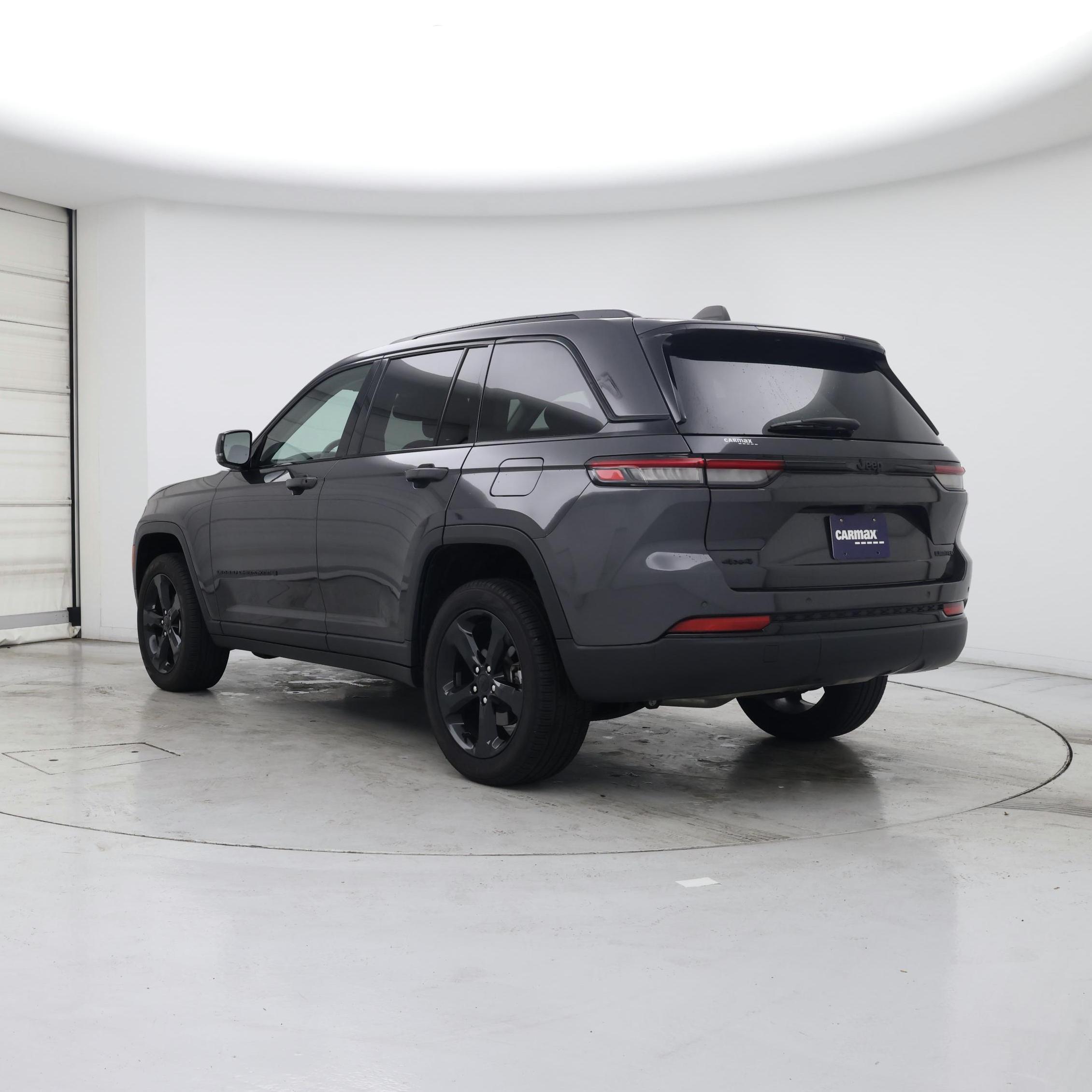 Thumbnail: 2023 Jeep Grand Cherokee - 2