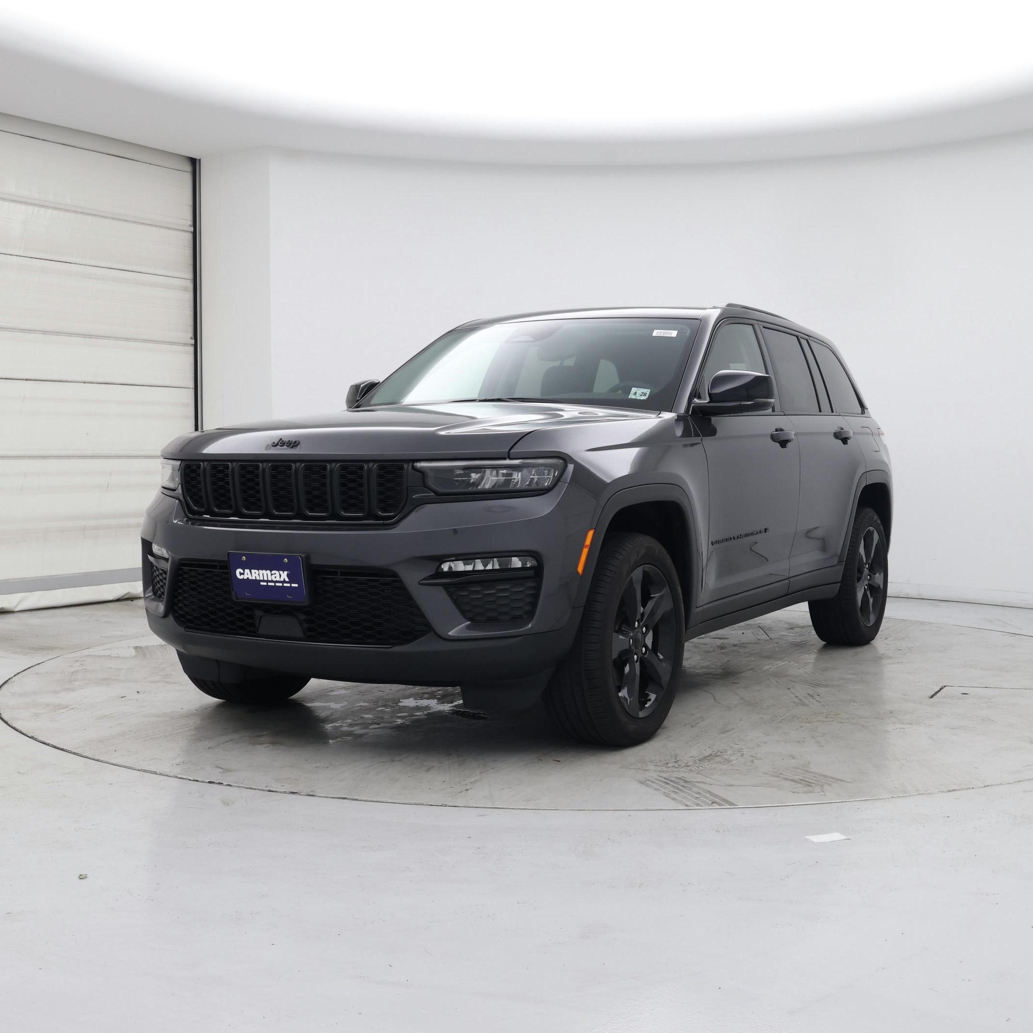 Thumbnail: 2023 Jeep Grand Cherokee - 4