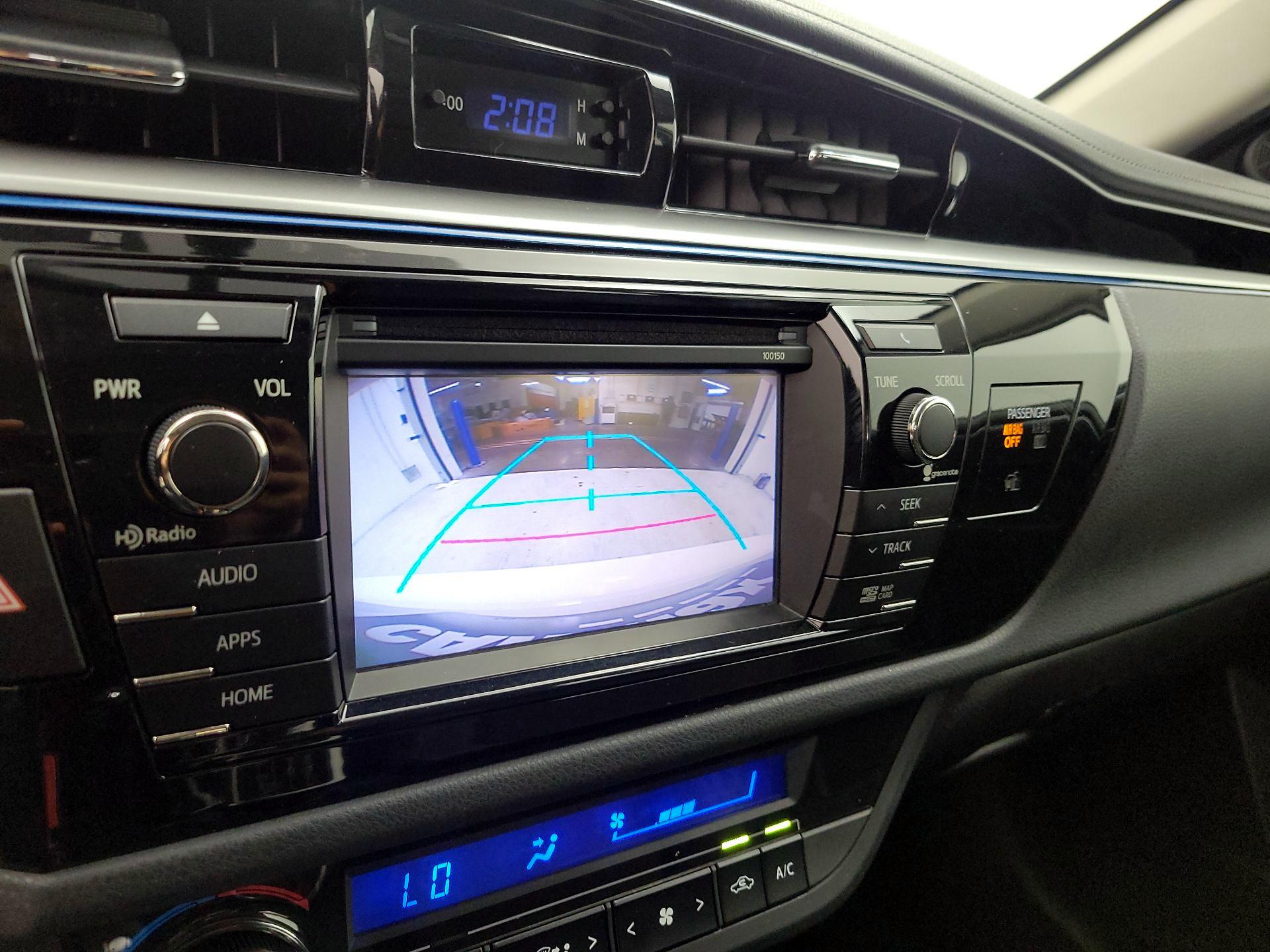 Thumbnail: 2014 Toyota Corolla - 15