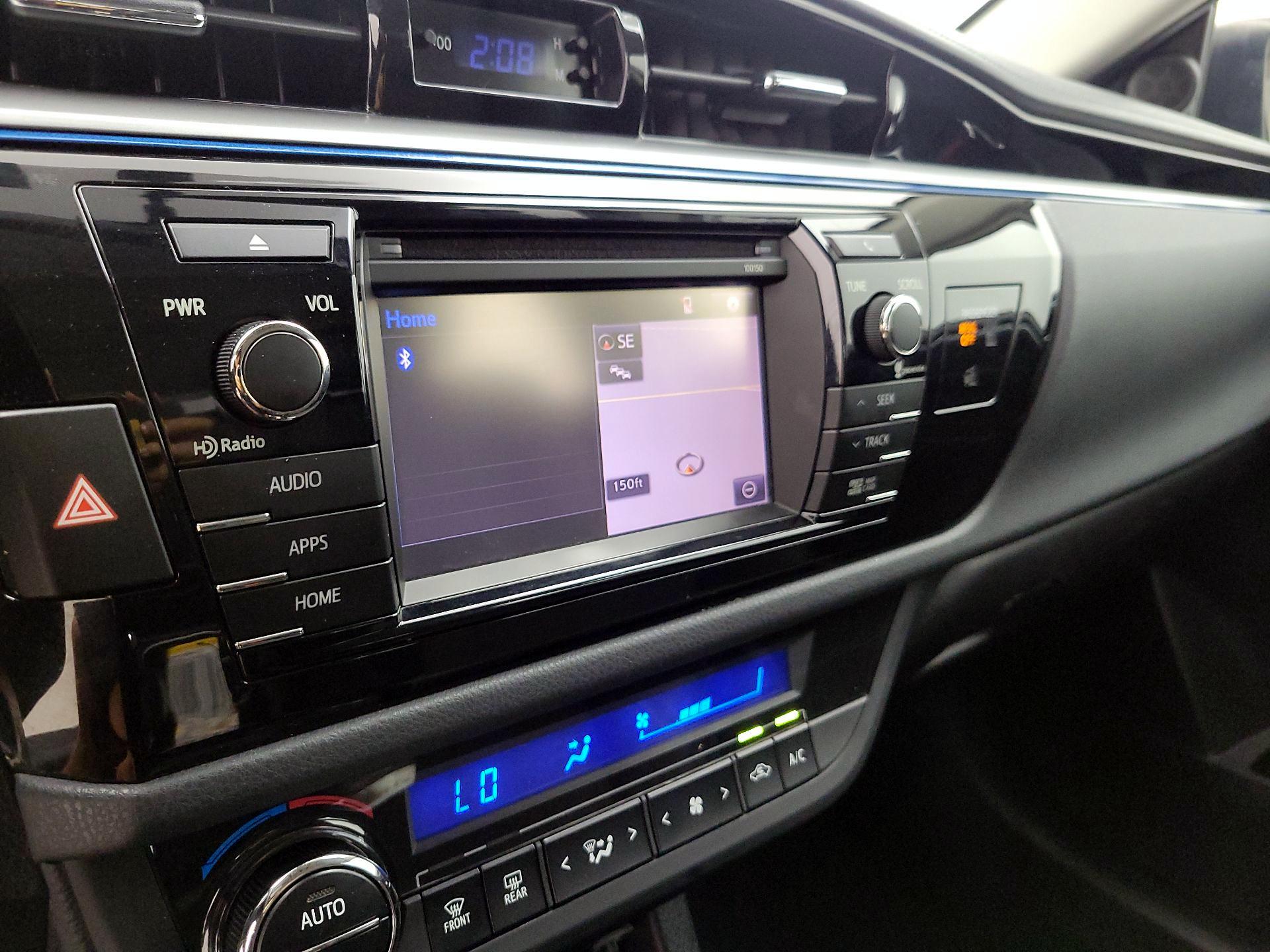 Thumbnail: 2014 Toyota Corolla - 16
