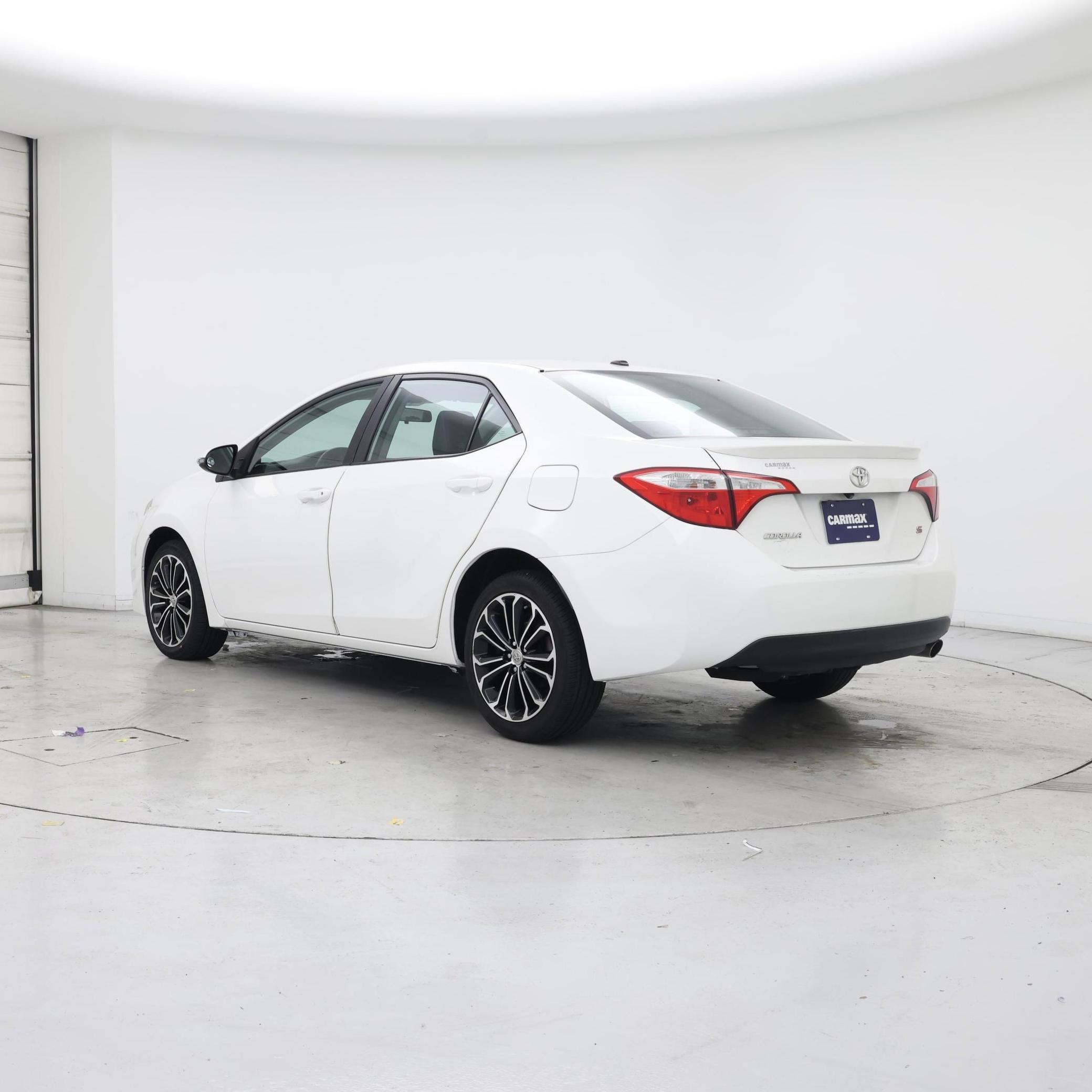 Thumbnail: 2014 Toyota Corolla - 2
