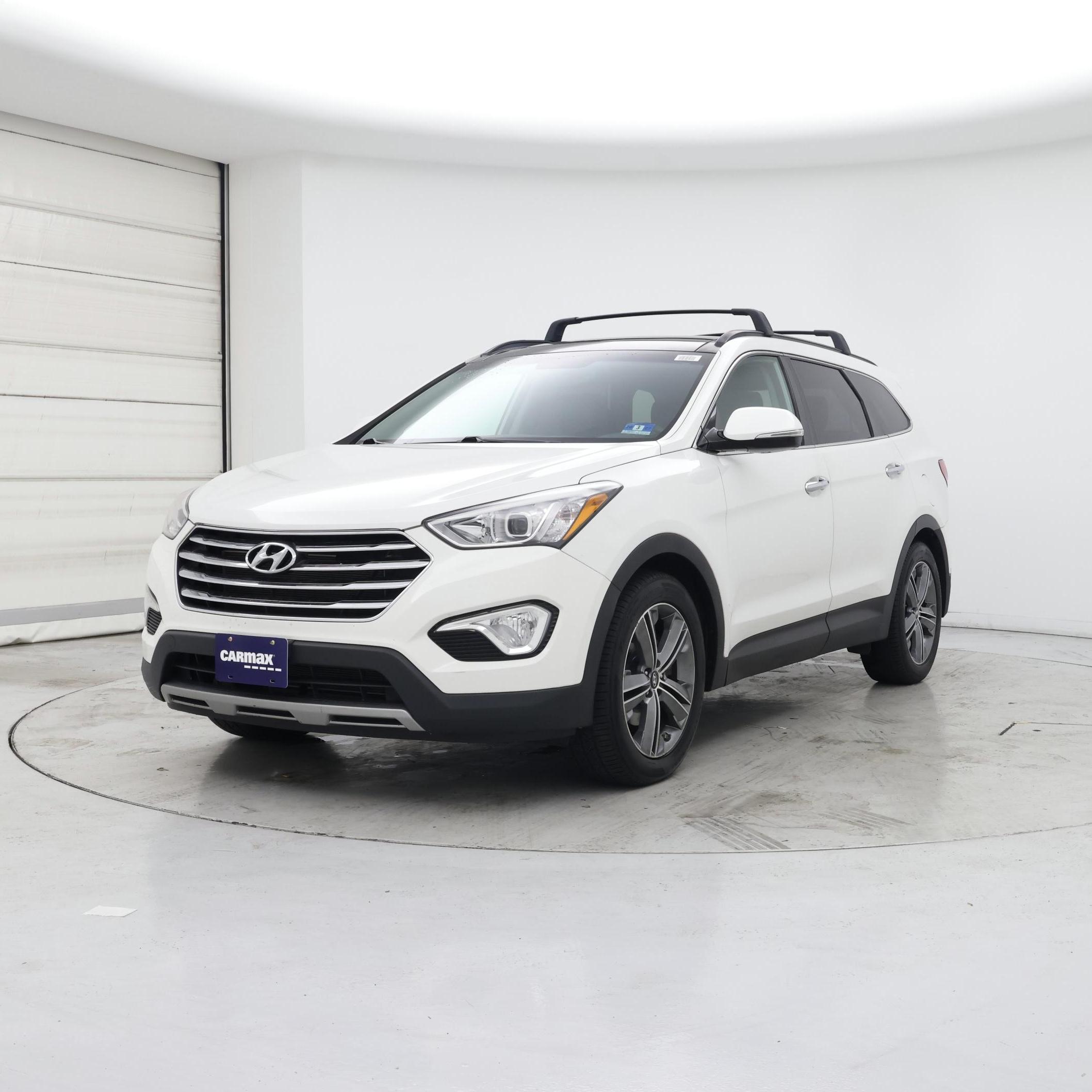 Thumbnail: 2015 Hyundai Santa Fe - 4
