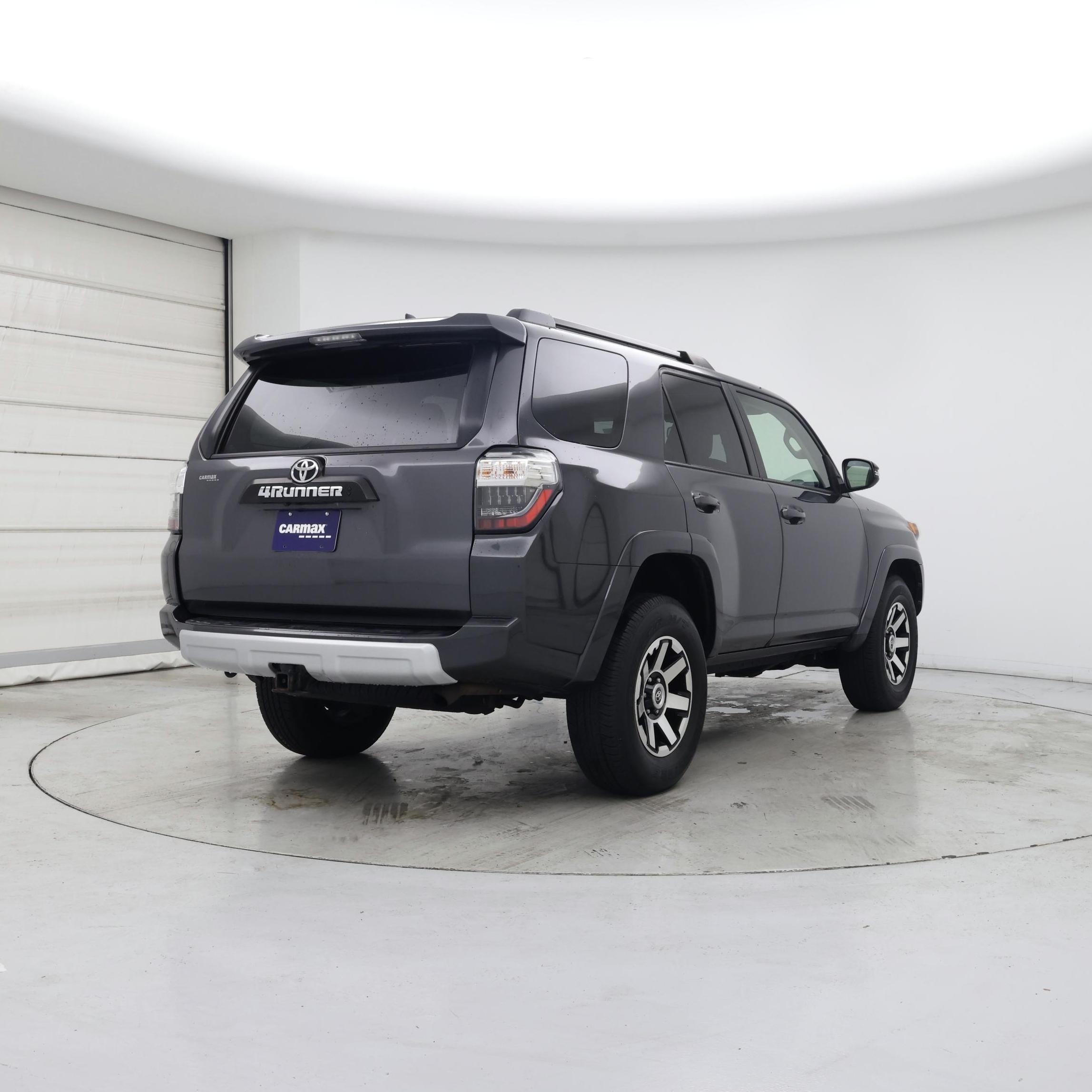 Thumbnail: 2020 Toyota 4Runner - 8