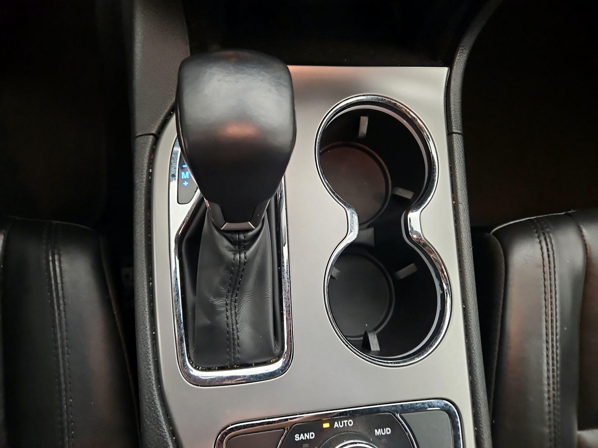Thumbnail: 2021 Jeep Grand Cherokee - 18