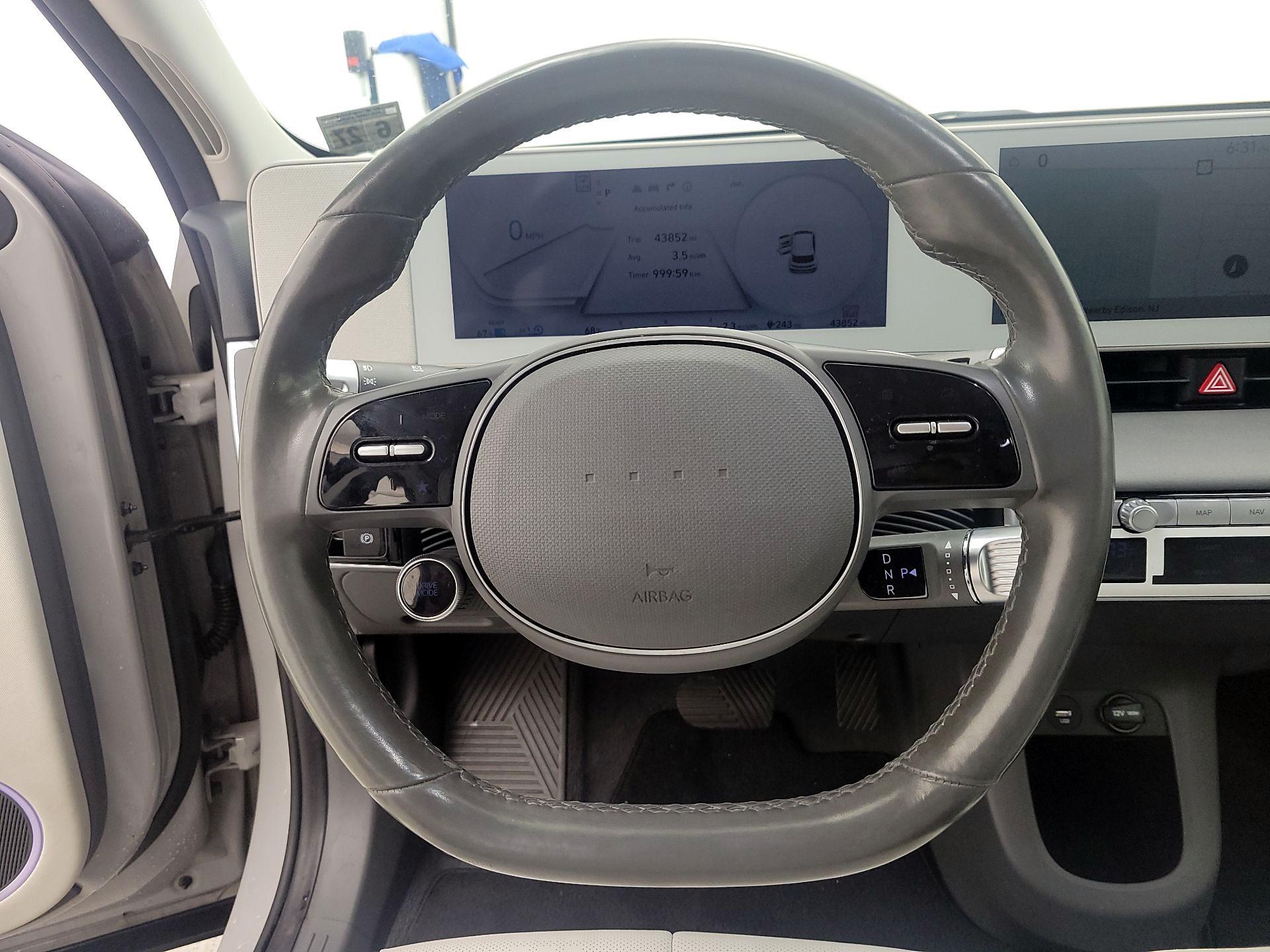Thumbnail: 2022 Hyundai Ioniq 5 - 10