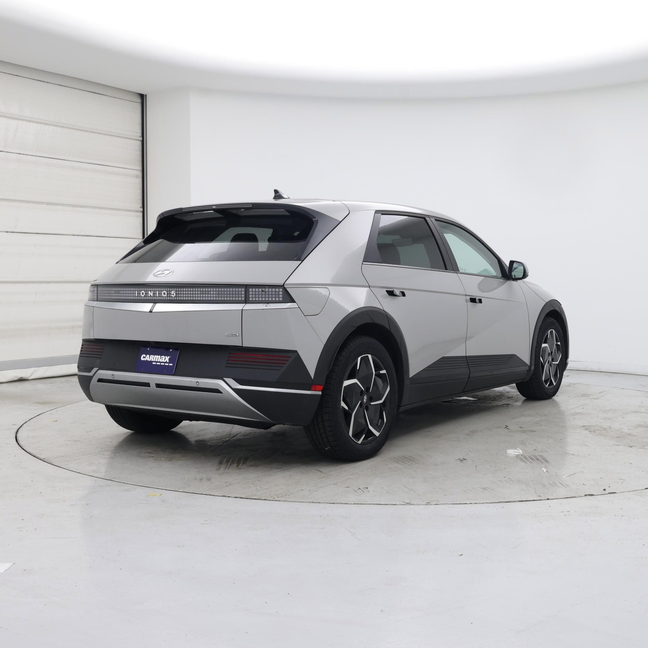 Thumbnail: 2022 Hyundai Ioniq 5 - 8