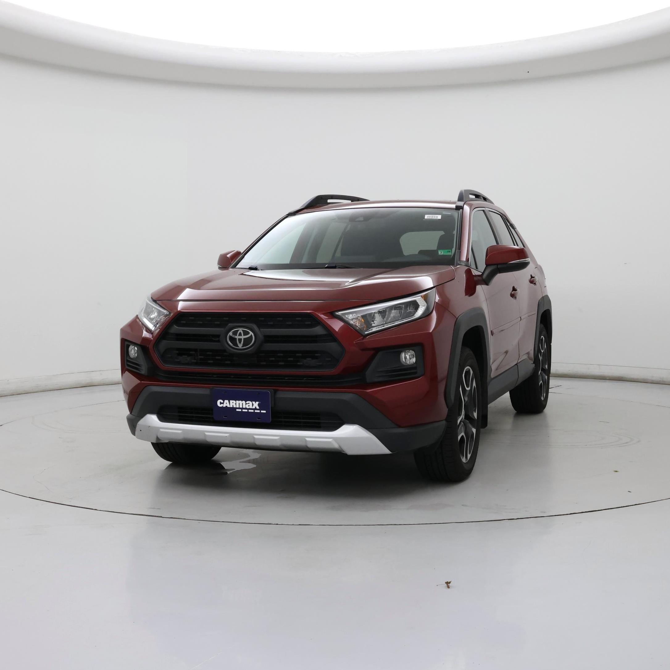 Thumbnail: 2019 Toyota RAV4 - 4