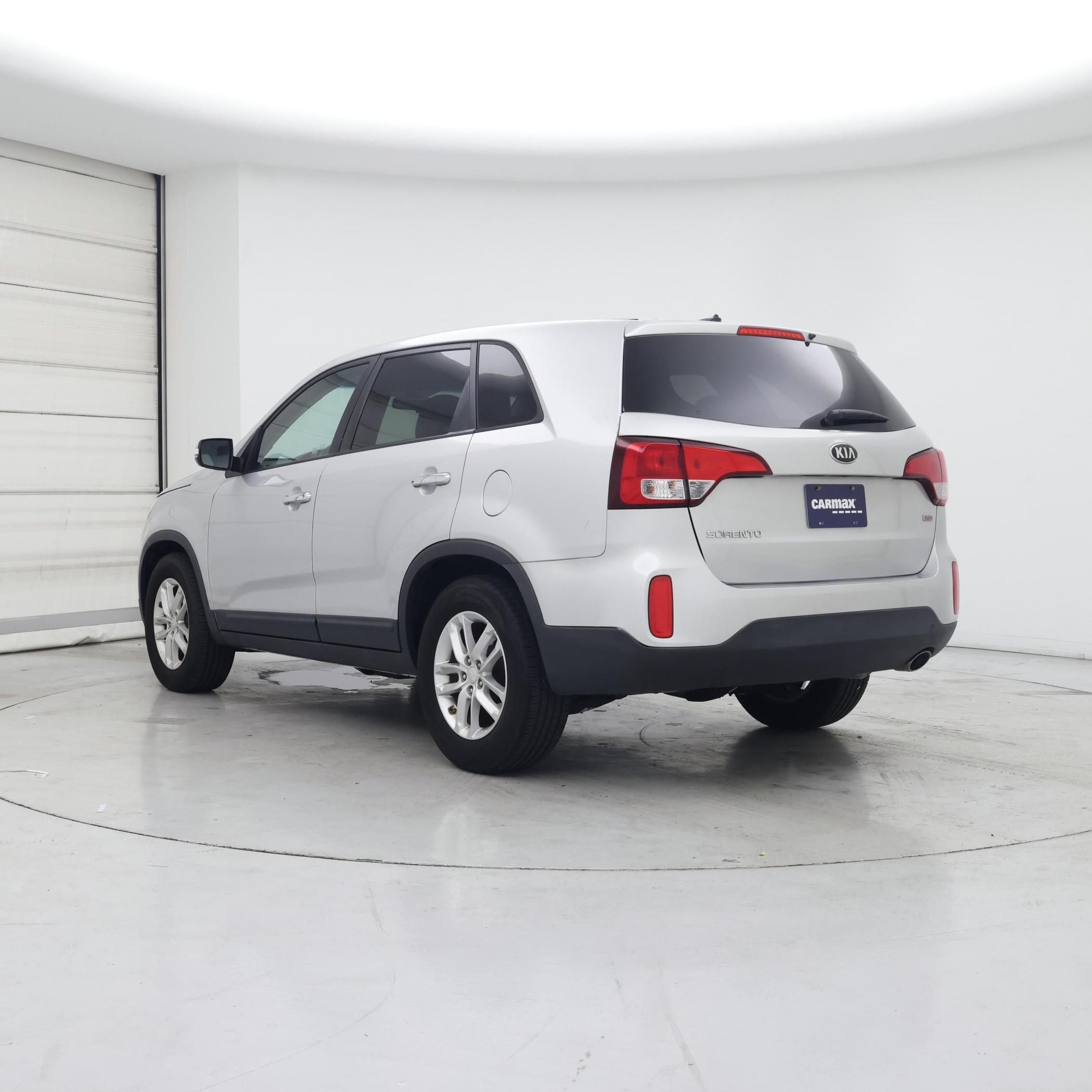 Thumbnail: 2015 Kia Sorento - 2