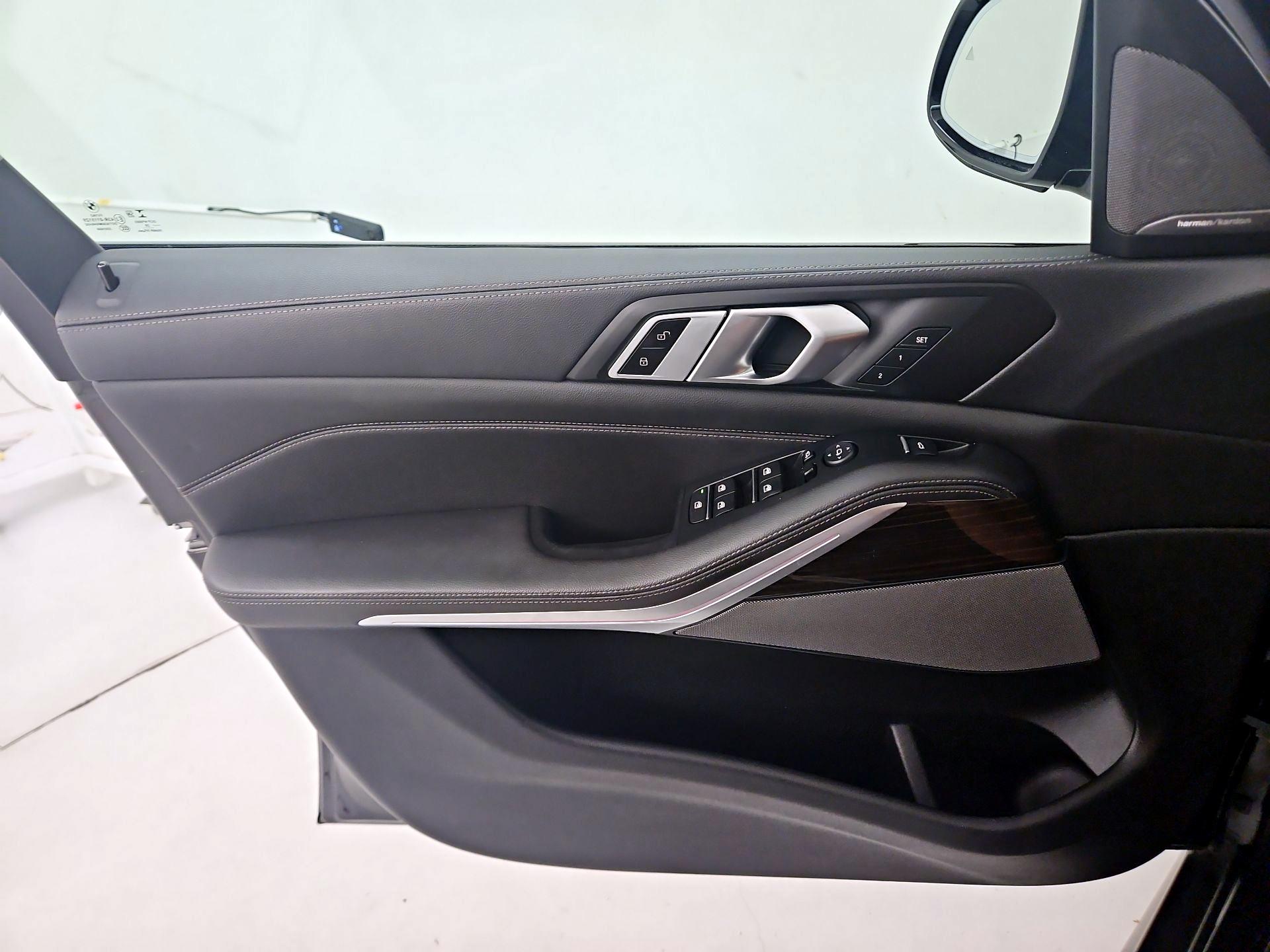 Thumbnail: 2020 BMW X5 - 12