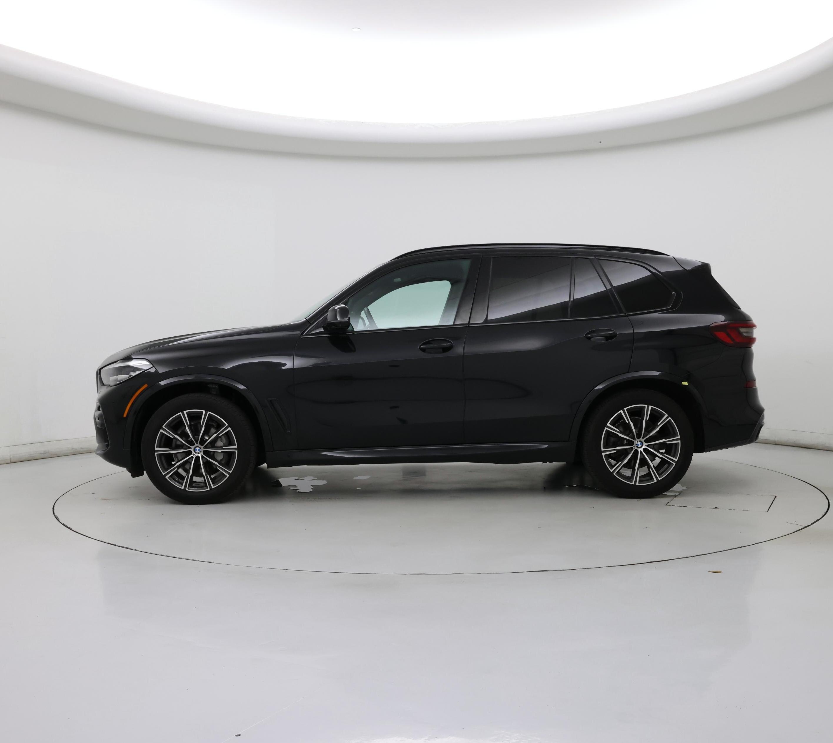 Thumbnail: 2020 BMW X5 - 3