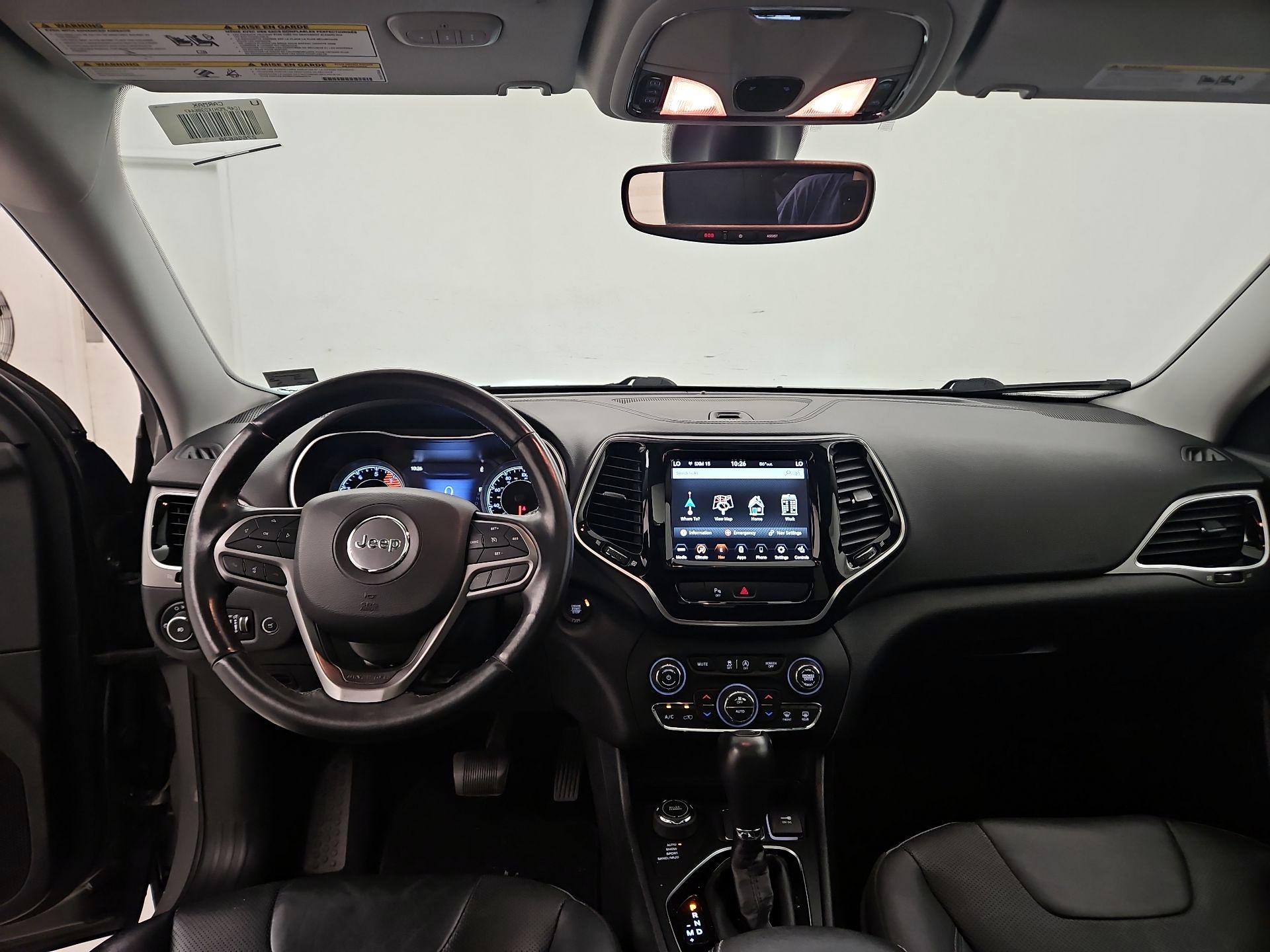 Thumbnail: 2019 Jeep Cherokee - 9
