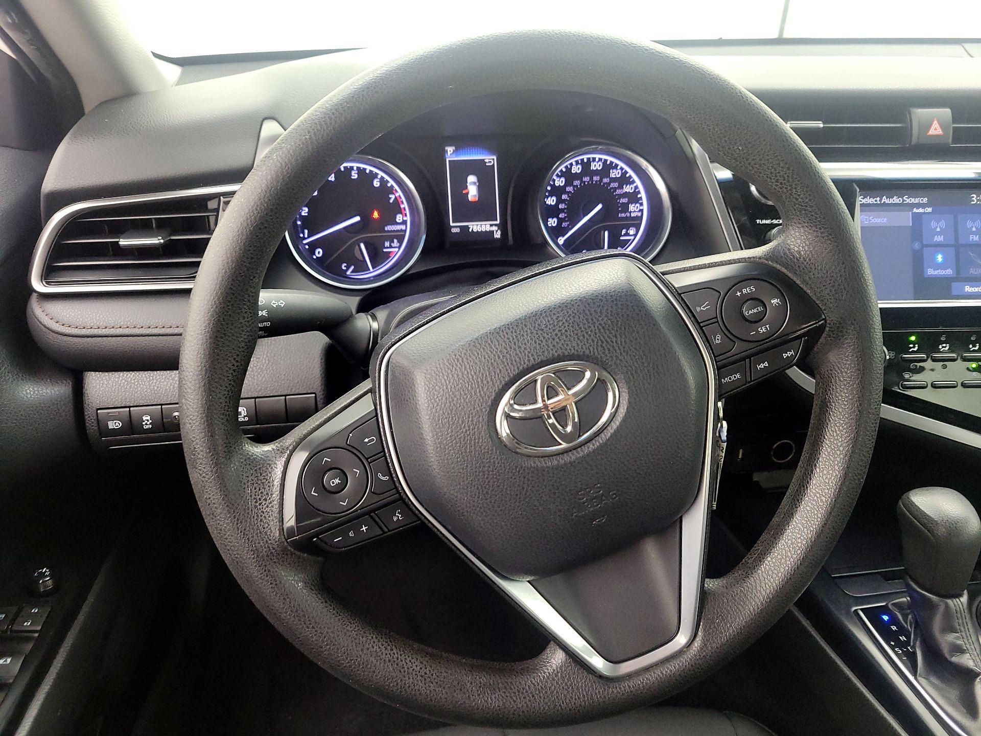 Thumbnail: 2019 Toyota Camry - 10