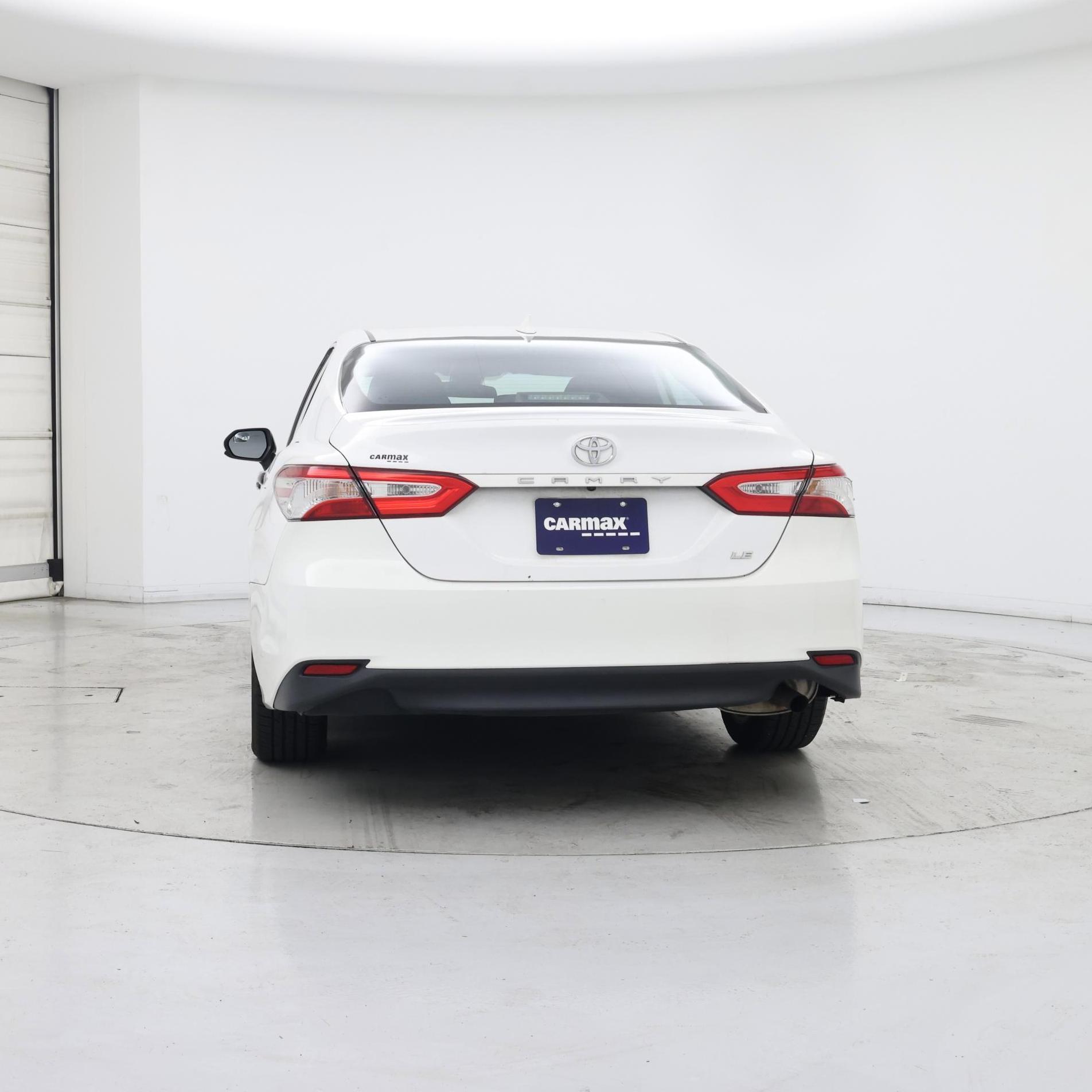 Thumbnail: 2019 Toyota Camry - 6