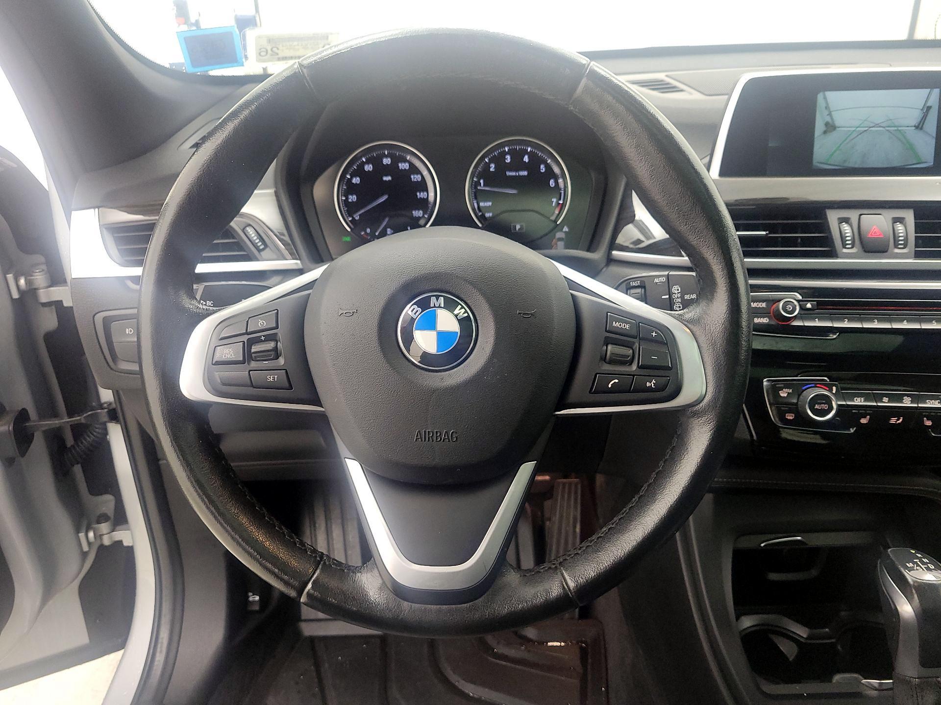Thumbnail: 2018 BMW X1 - 10