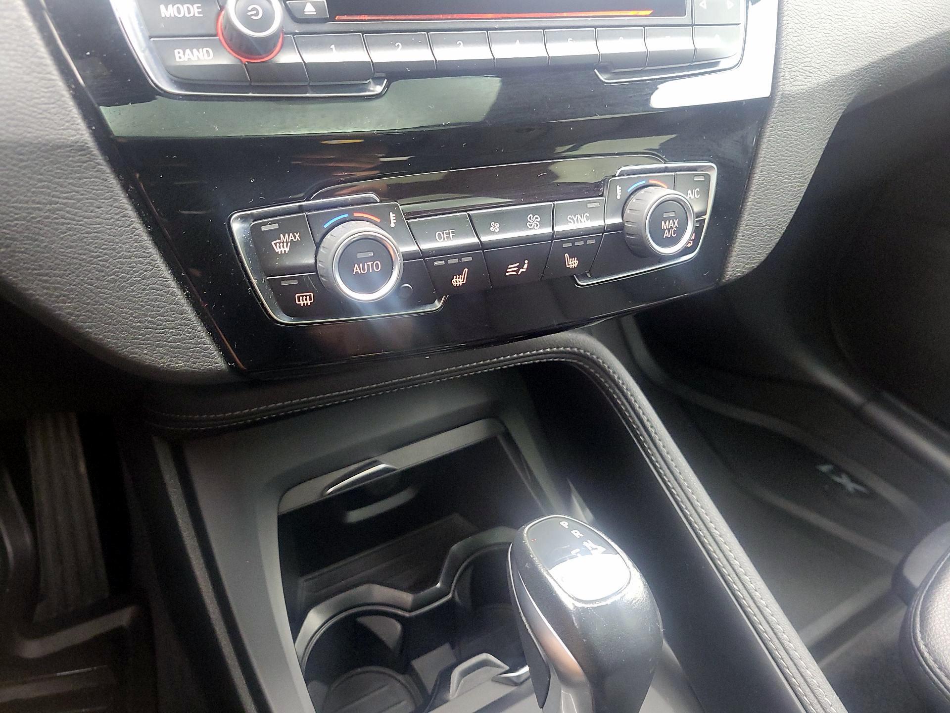 Thumbnail: 2018 BMW X1 - 16