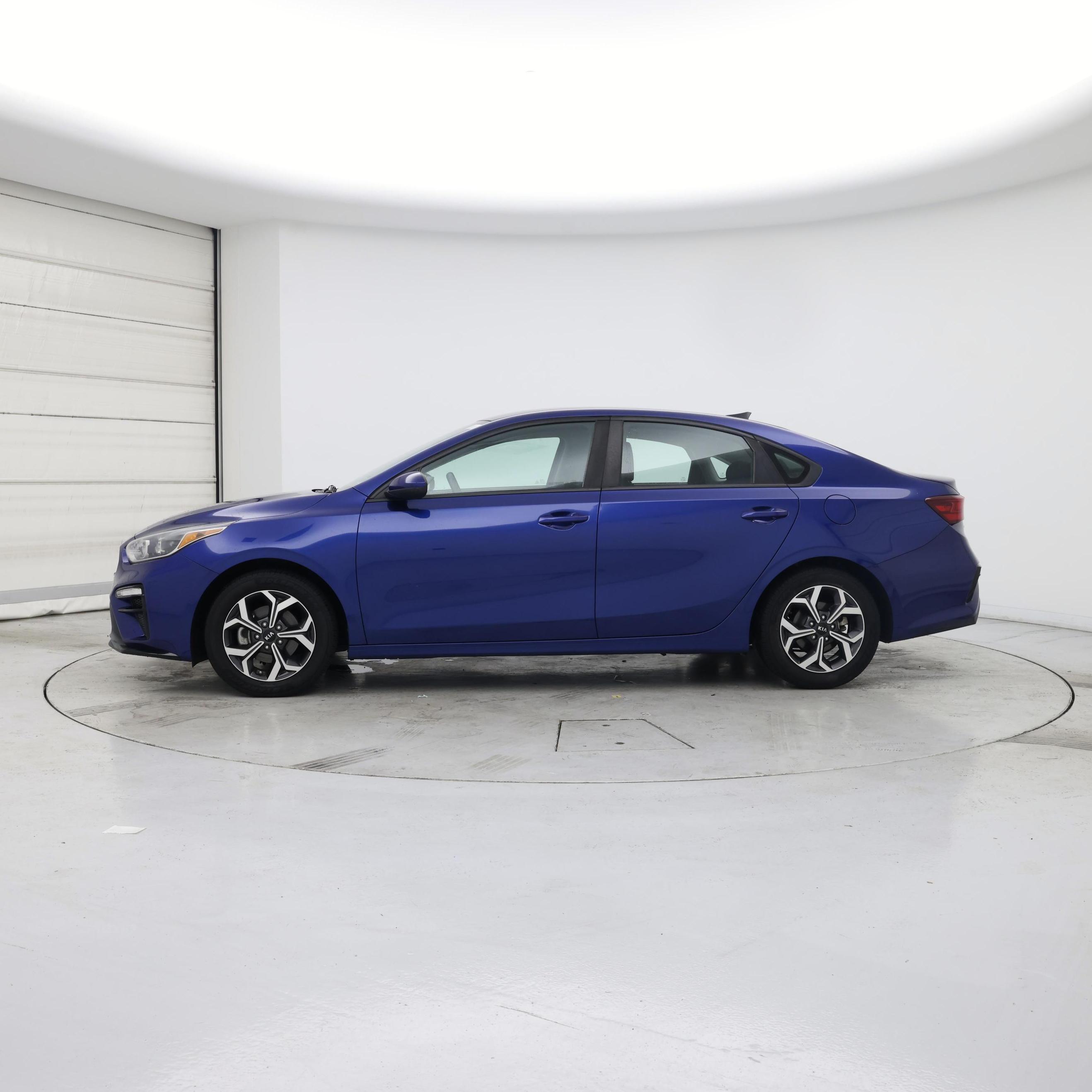 Thumbnail: 2019 Kia Forte - 3