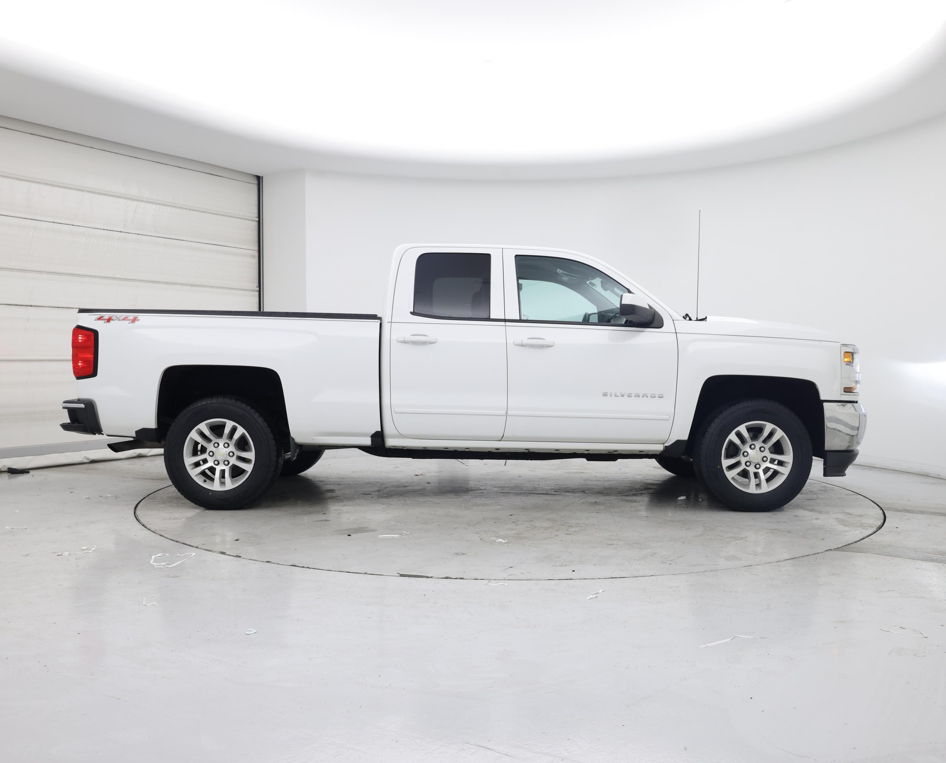 Thumbnail: 2016 Chevrolet Silverado 1500 - 7