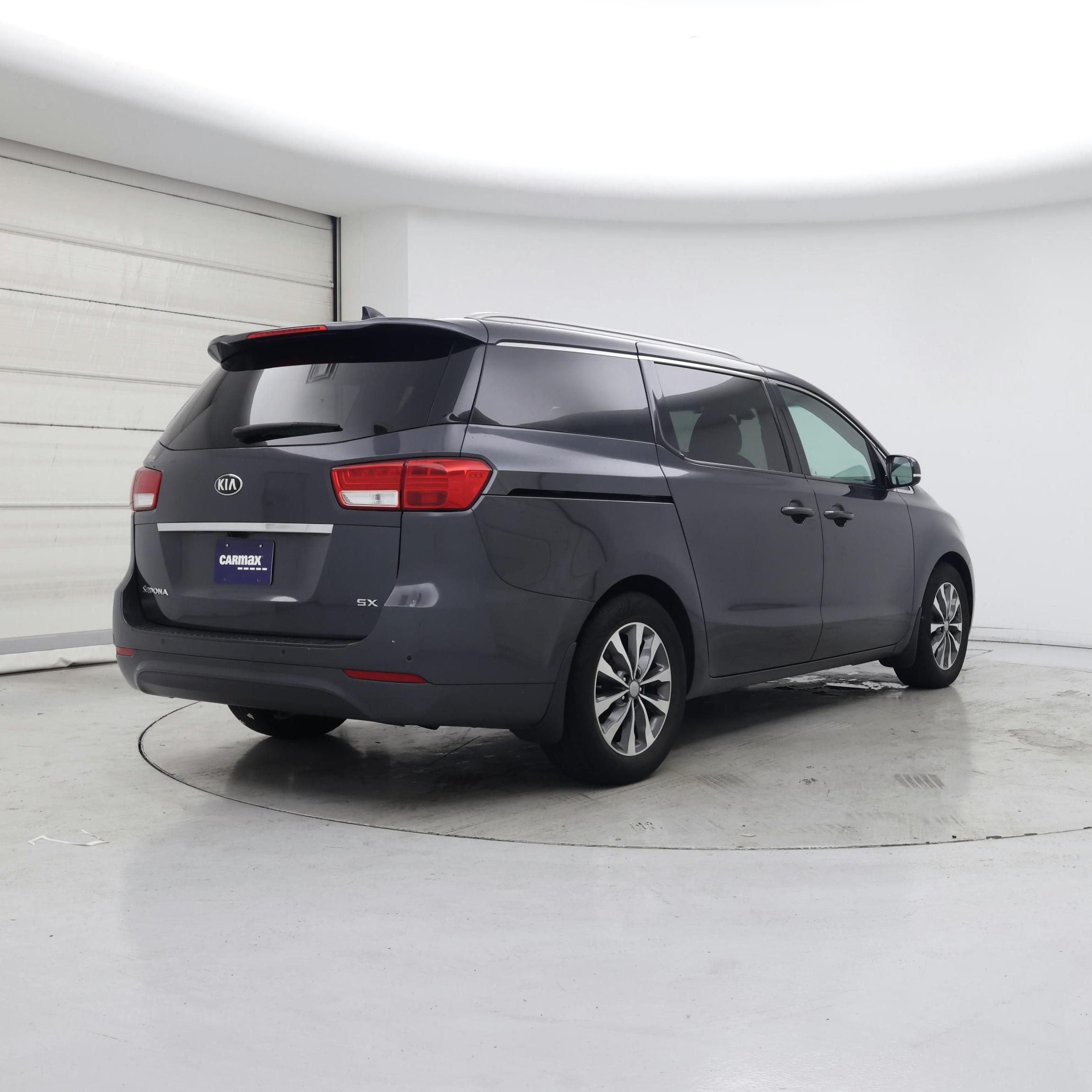 Thumbnail: 2017 Kia Sedona - 8