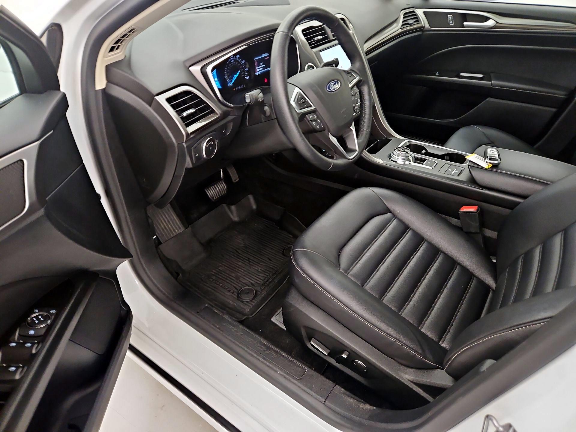 Thumbnail: 2020 Ford Fusion - 11