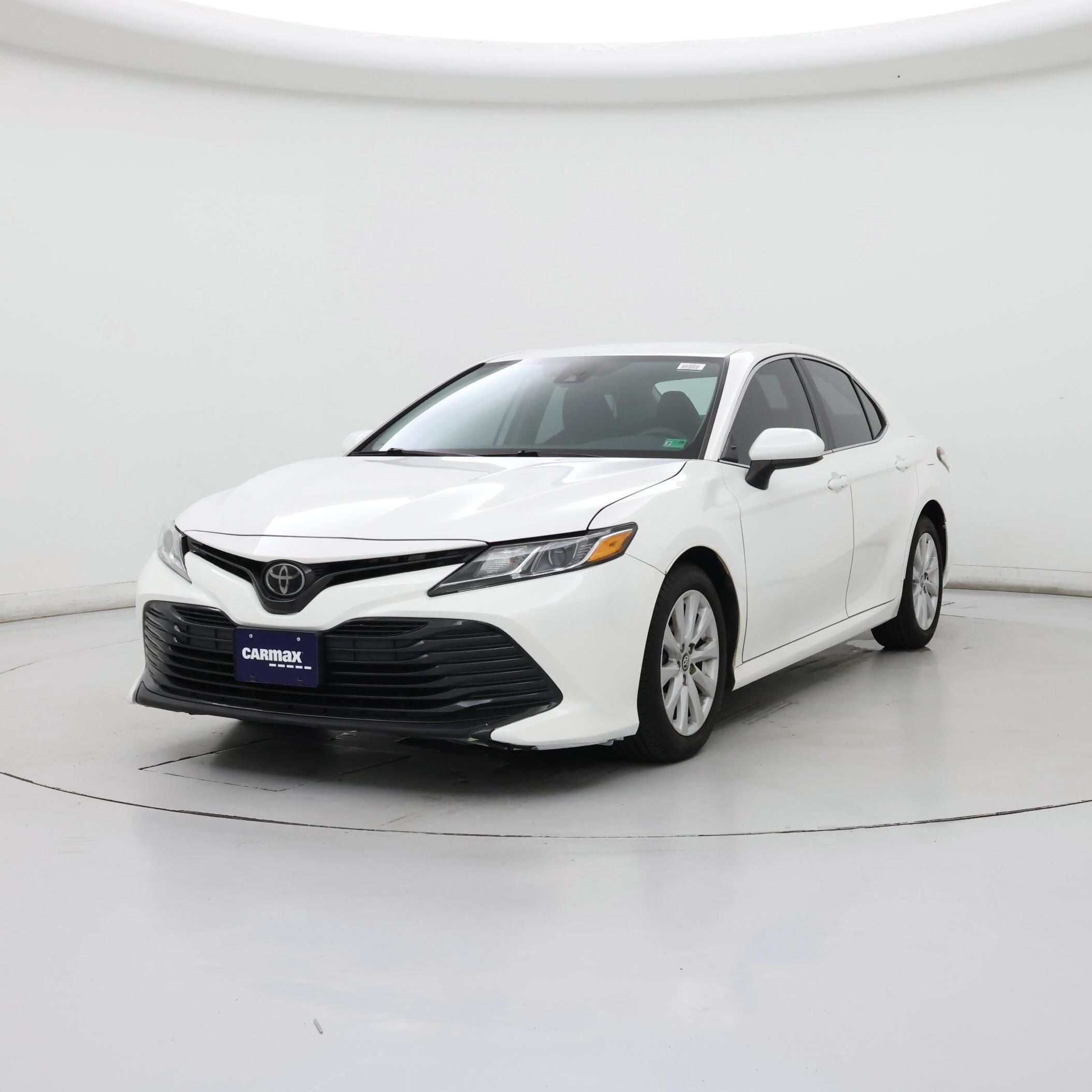 Thumbnail: 2020 Toyota Camry - 4
