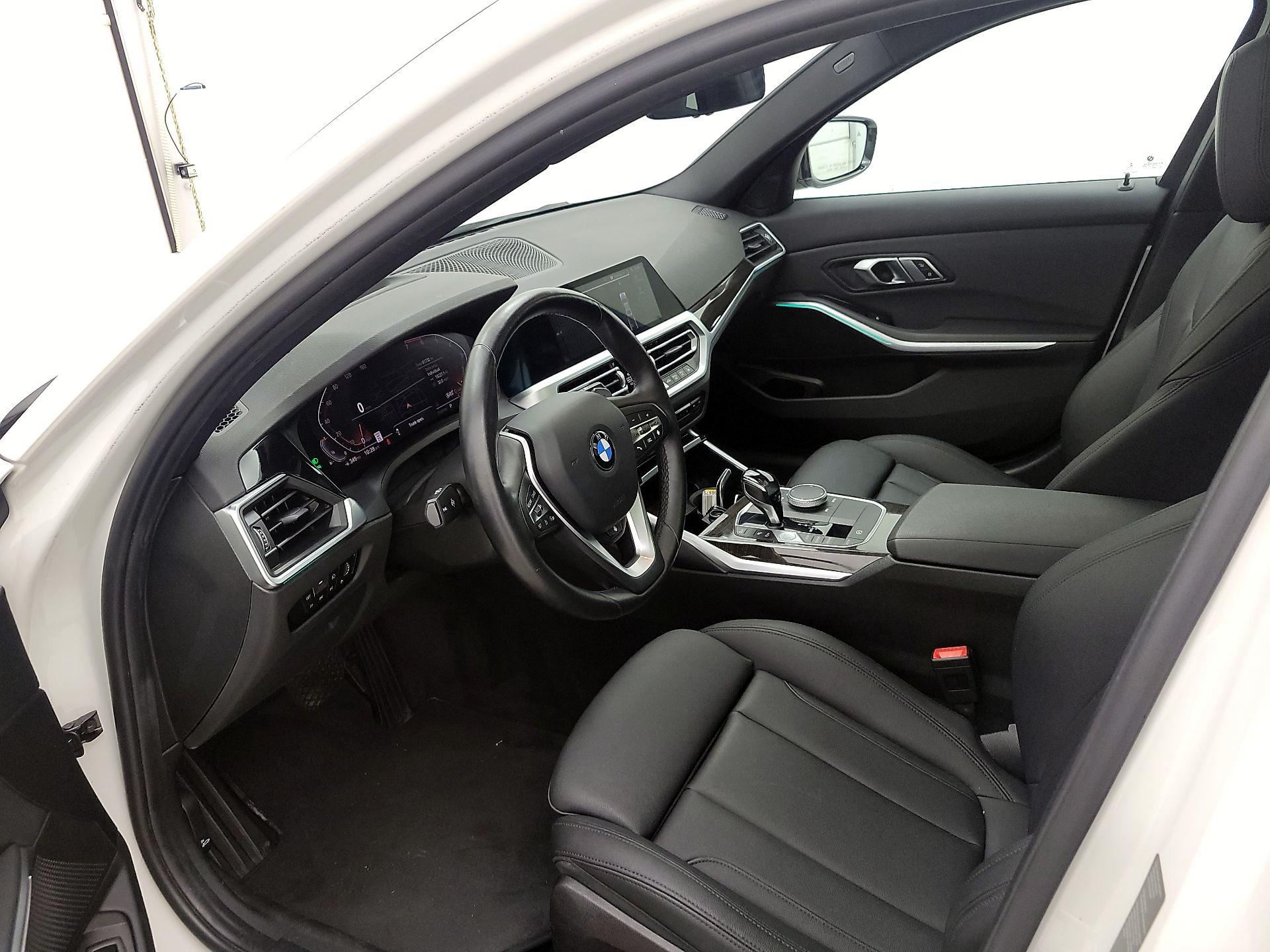 Thumbnail: 2020 BMW 3 Series - 11