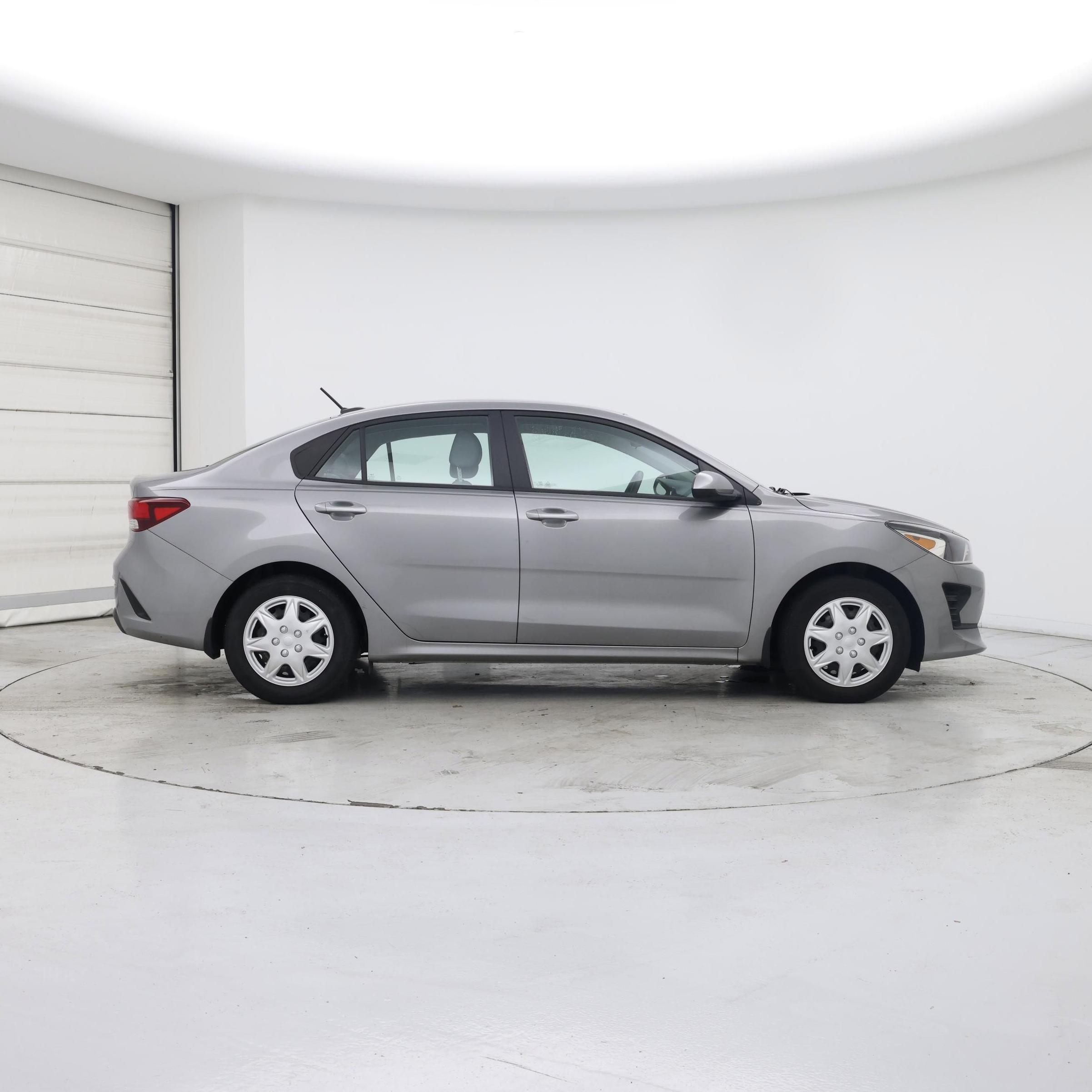 Thumbnail: 2023 Kia Rio - 7