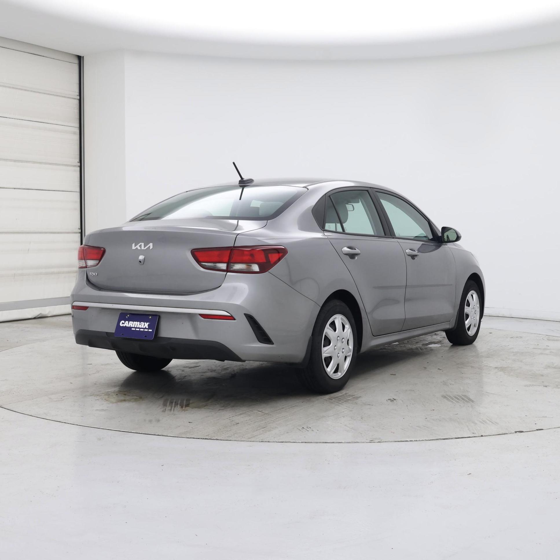Thumbnail: 2023 Kia Rio - 8