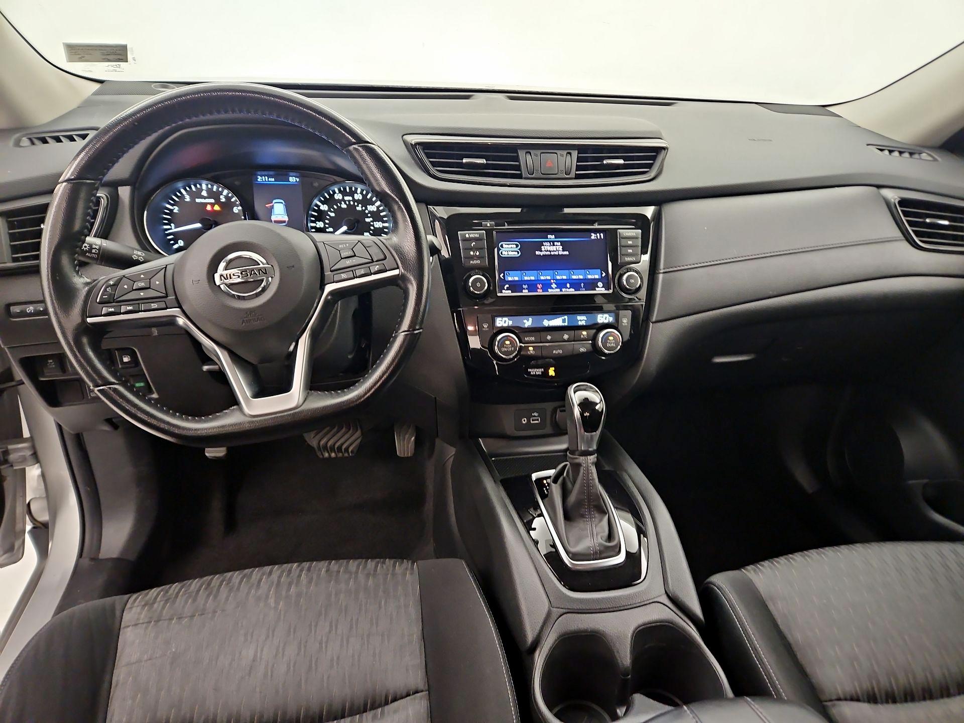 Thumbnail: 2020 Nissan Rogue - 9