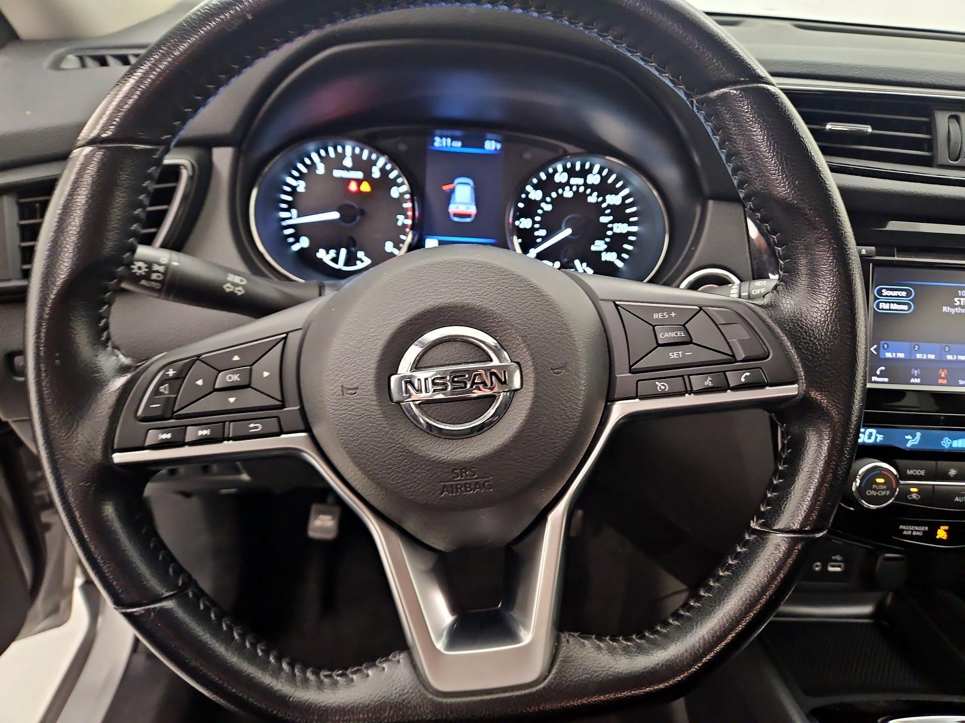 Thumbnail: 2020 Nissan Rogue - 10