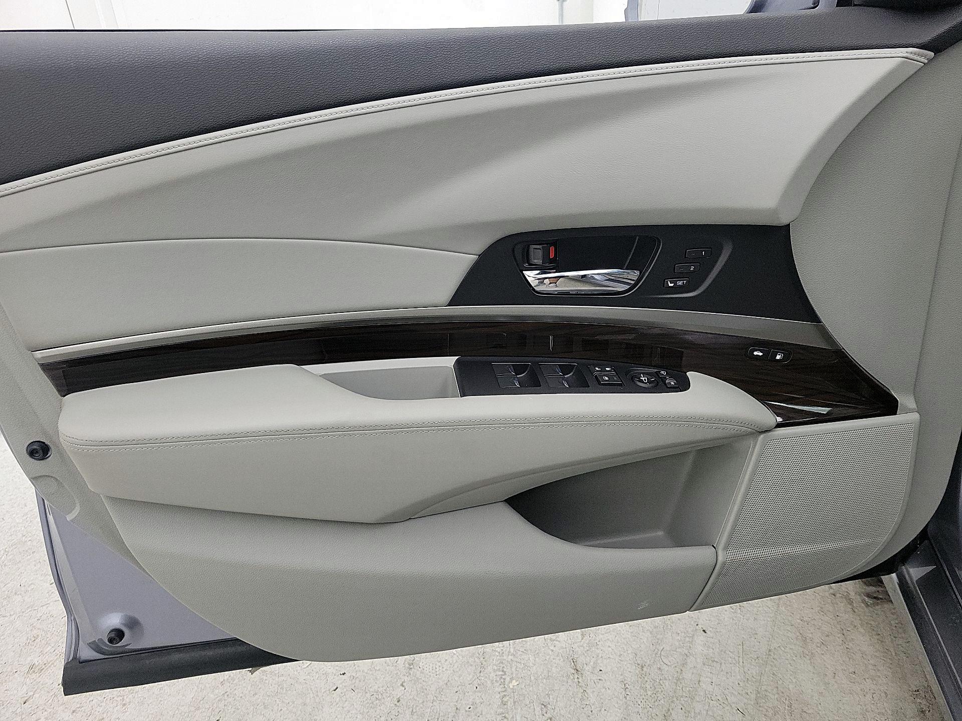 Thumbnail: 2015 Acura RLX - 12
