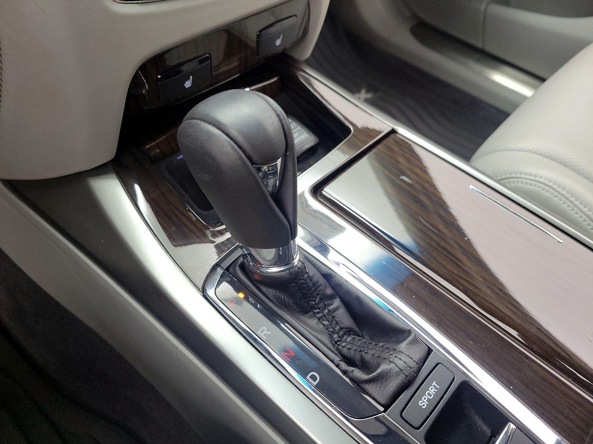 Thumbnail: 2015 Acura RLX - 16