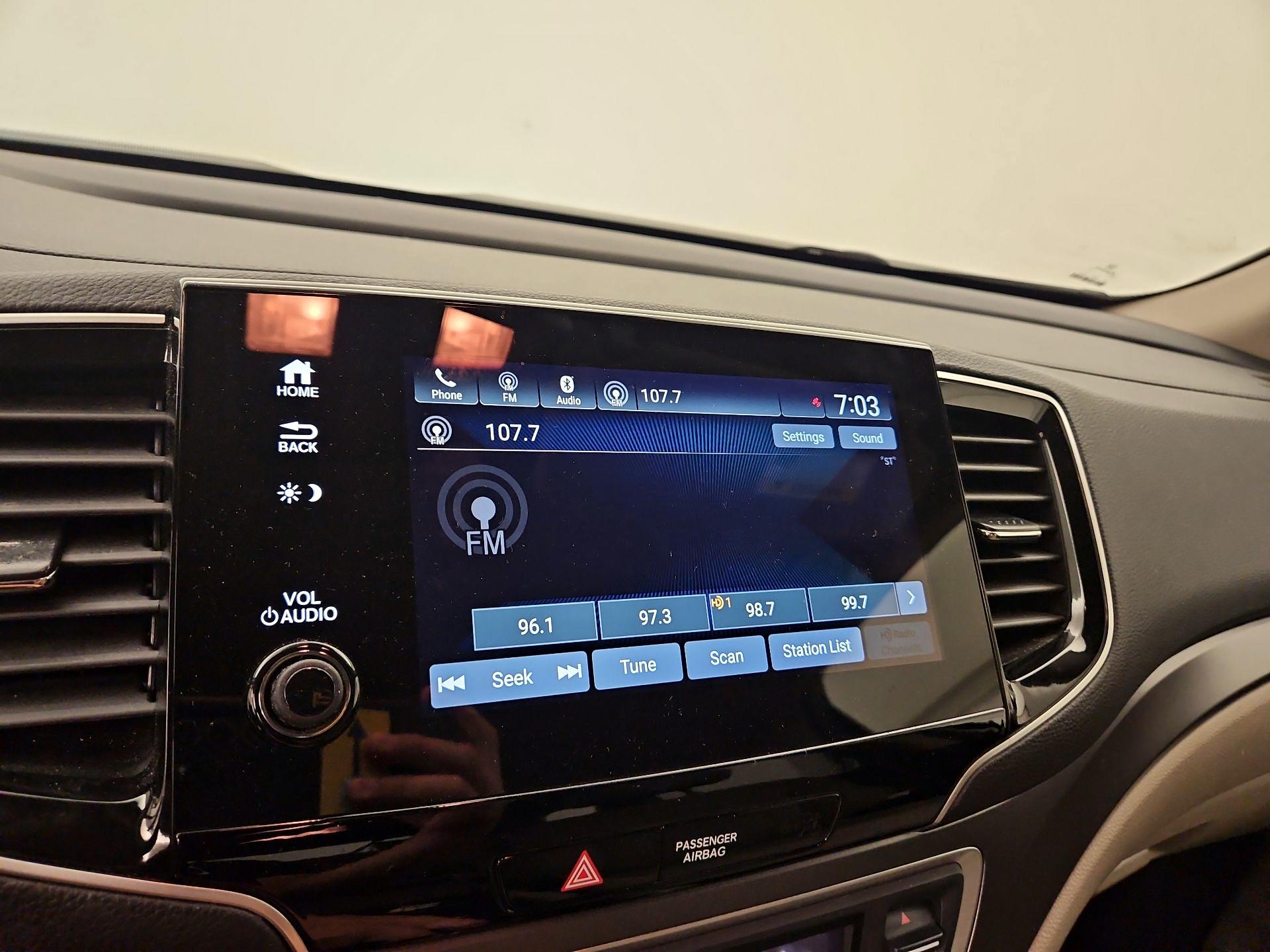 Thumbnail: 2019 Honda Pilot - 15