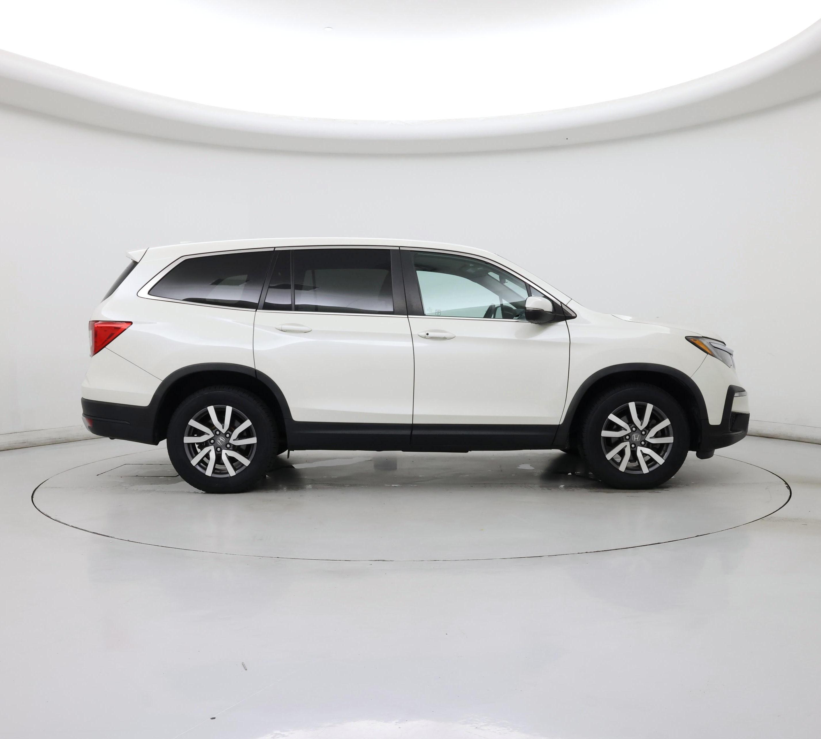 Thumbnail: 2019 Honda Pilot - 7