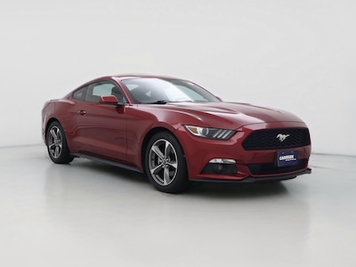 Red 2016 Ford Mustang