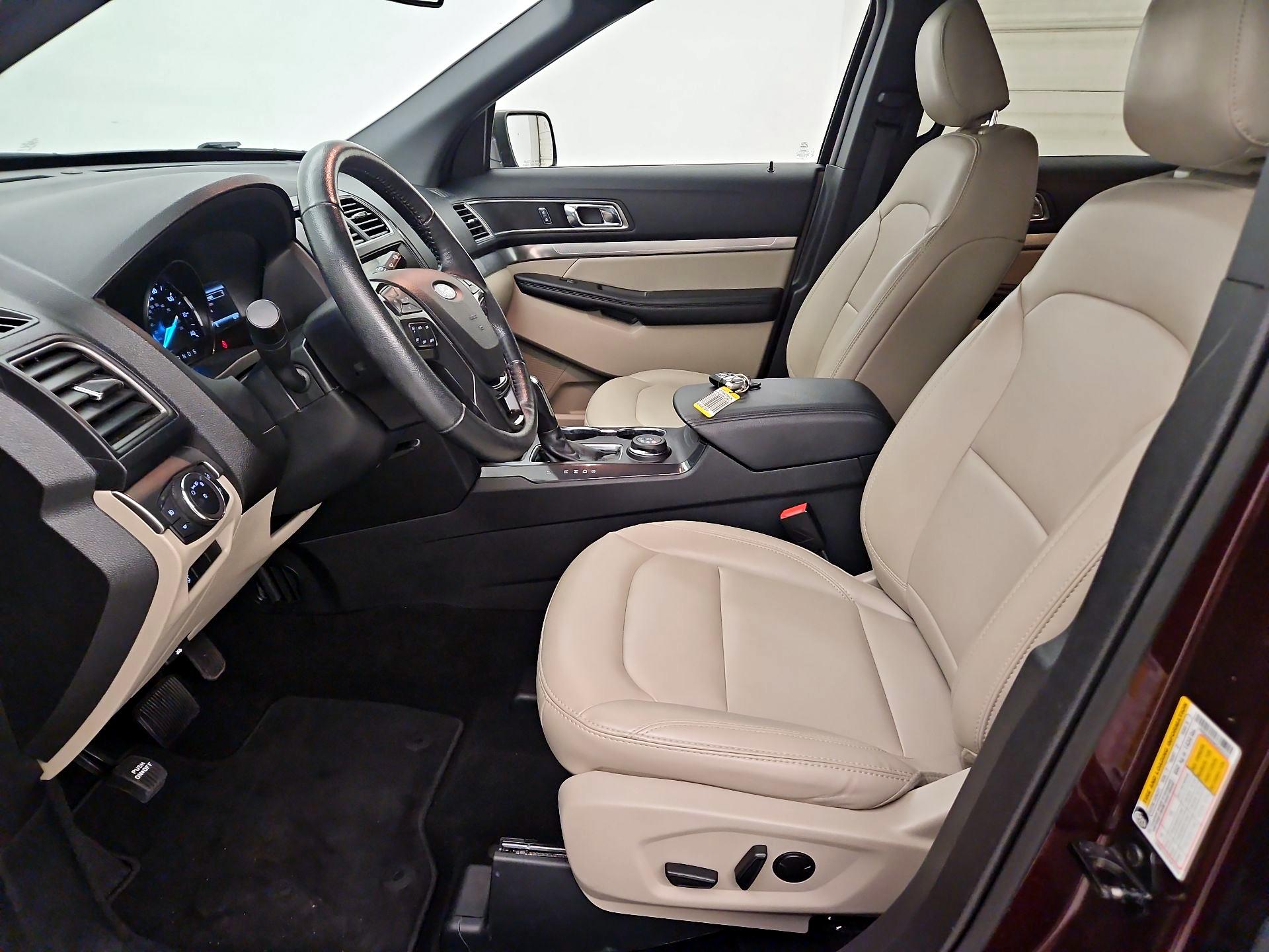 Thumbnail: 2019 Ford Explorer - 11