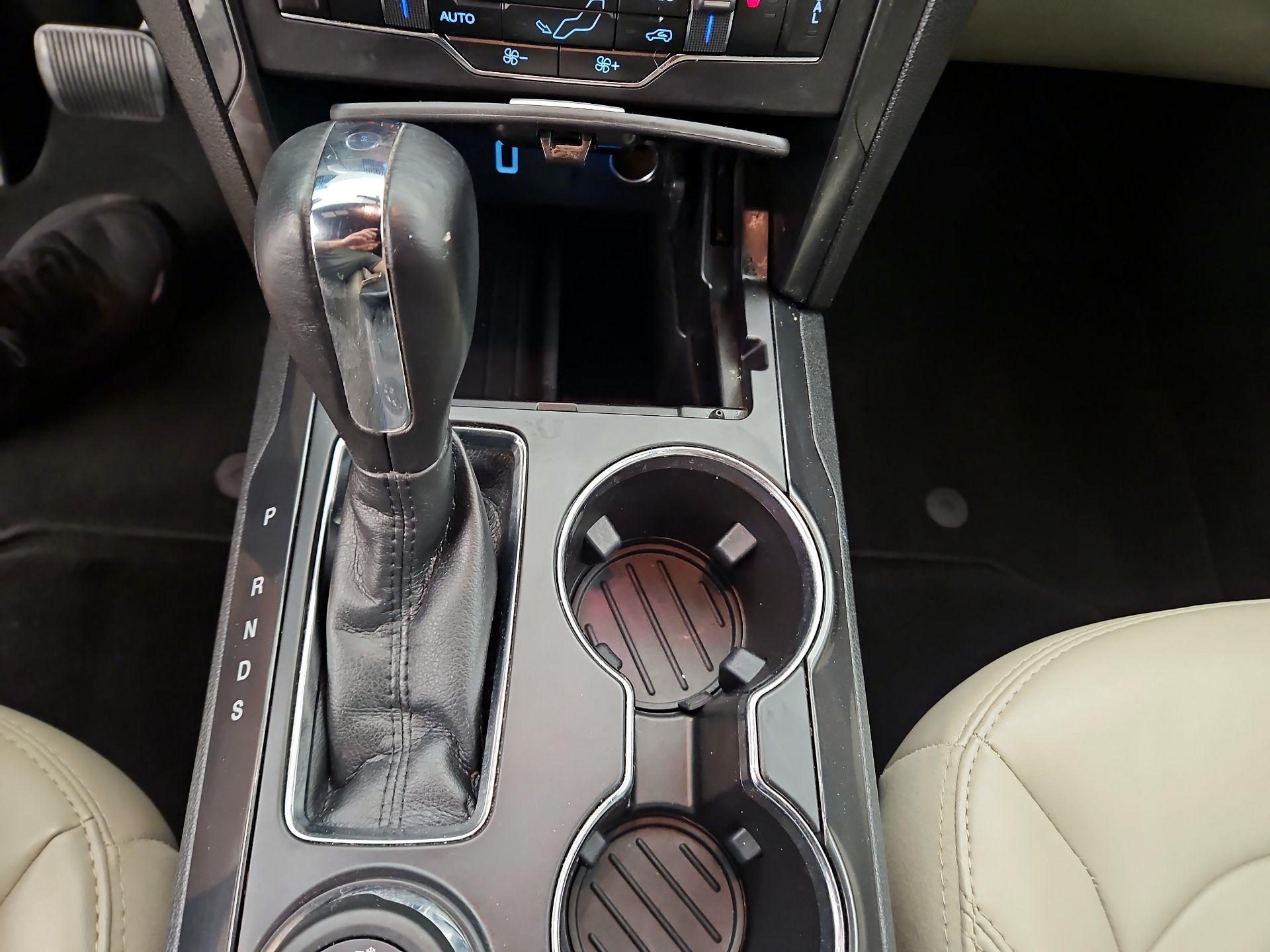 Thumbnail: 2019 Ford Explorer - 18