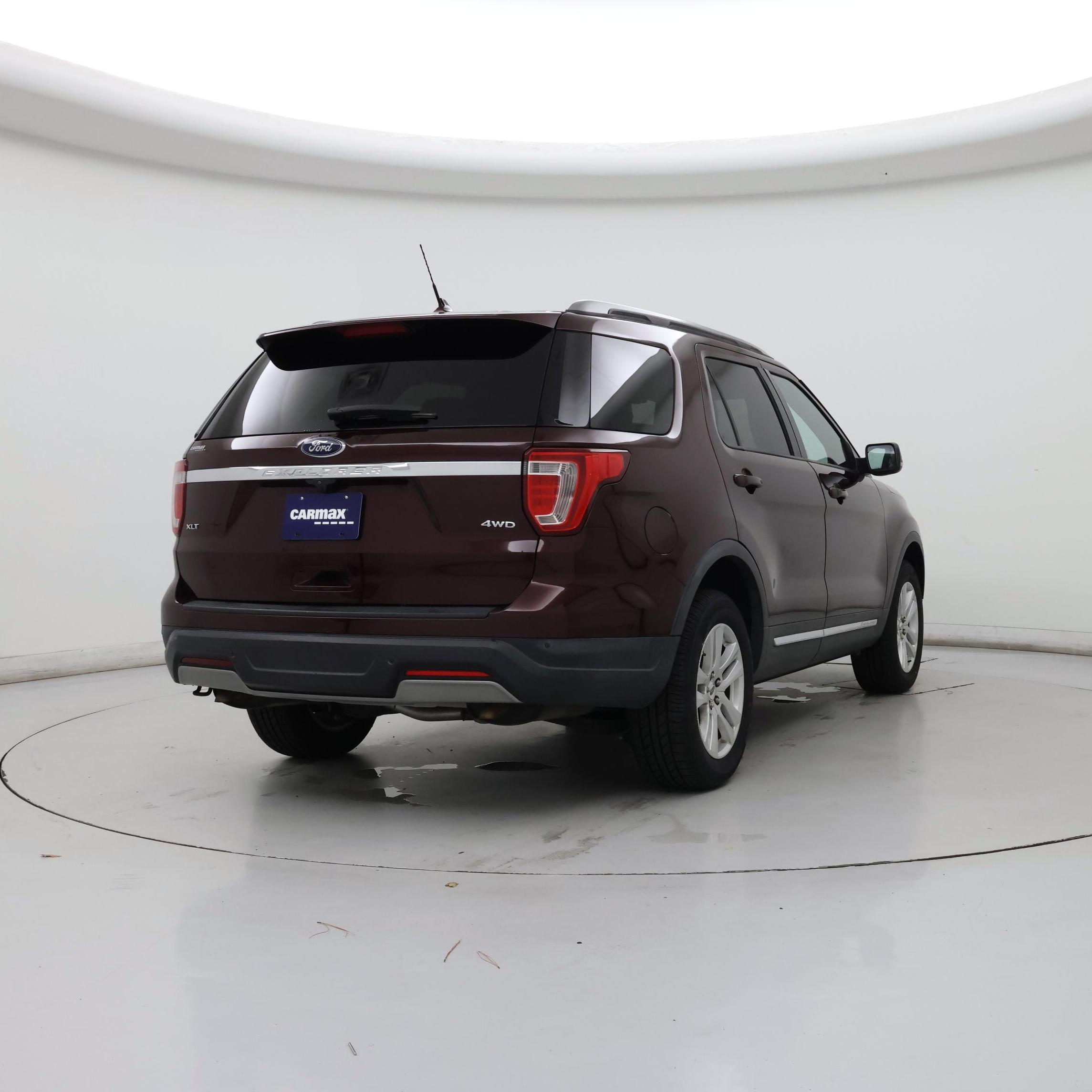 Thumbnail: 2019 Ford Explorer - 8